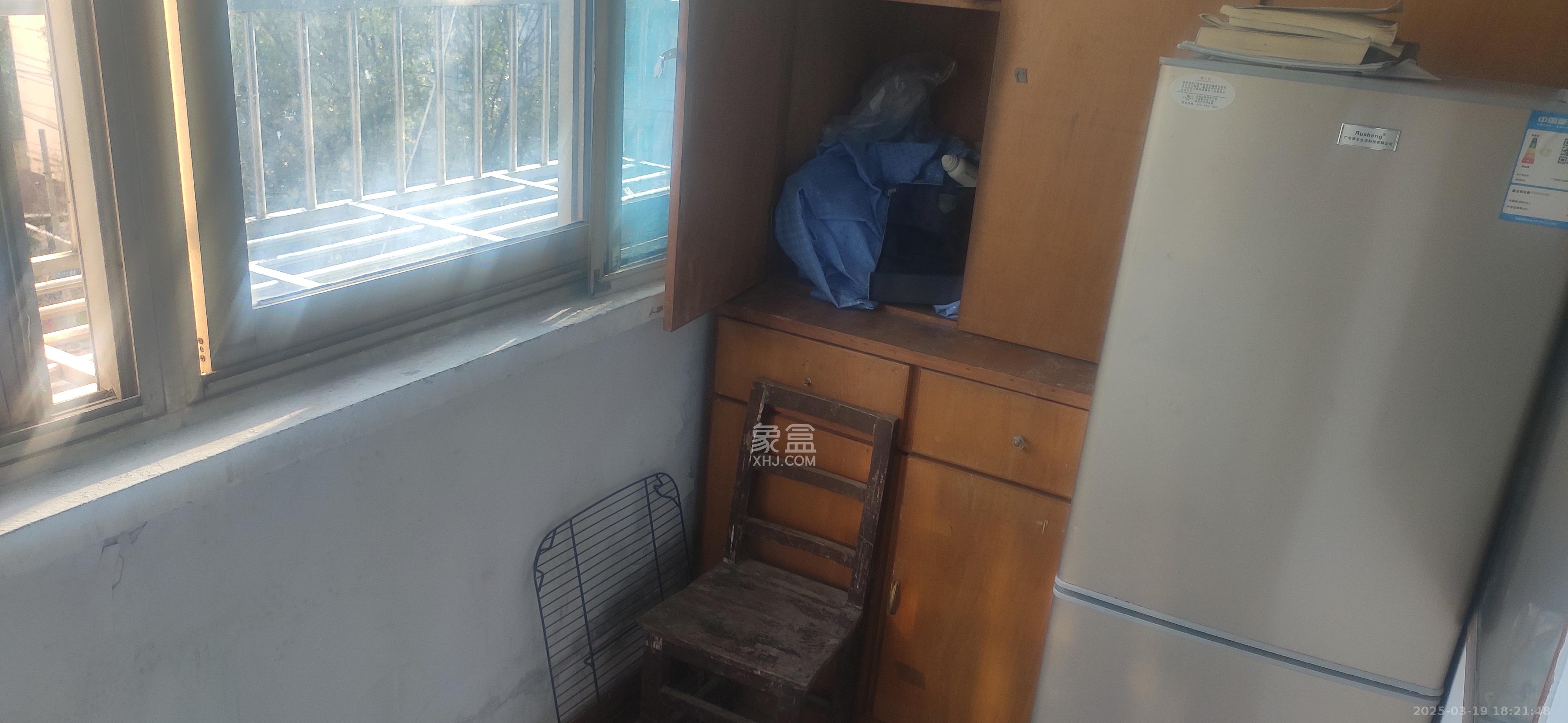 静谧园 2室1厅1卫 1500.0元/月 静谧园 2室1厅1卫 1500.0元/月室内图