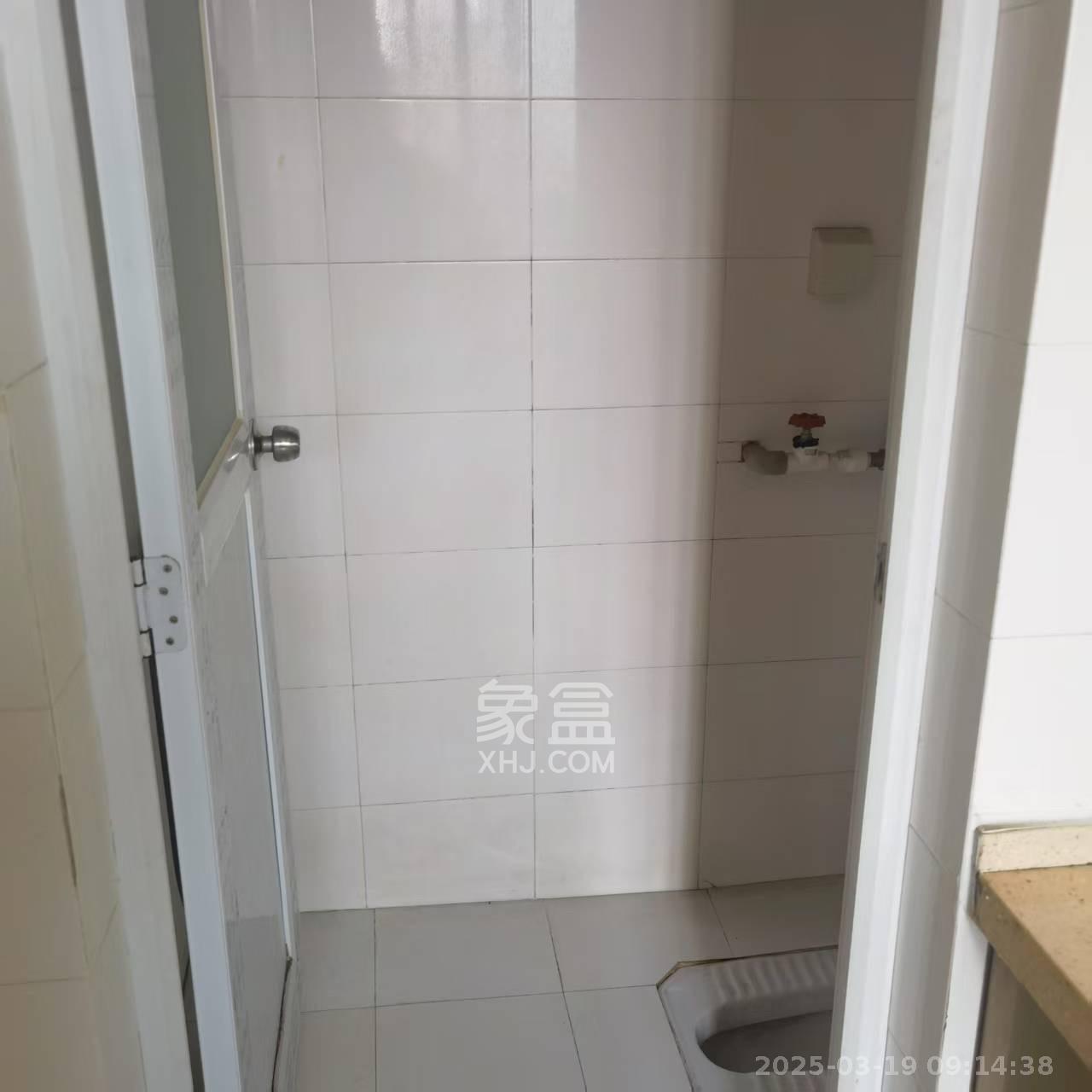 上东印象  2室2厅1卫   1800.00元/月室内图