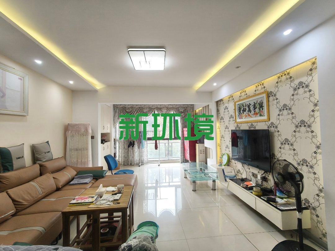 逸臣桃源  3室2厅2卫   1800.00元/月室内图
