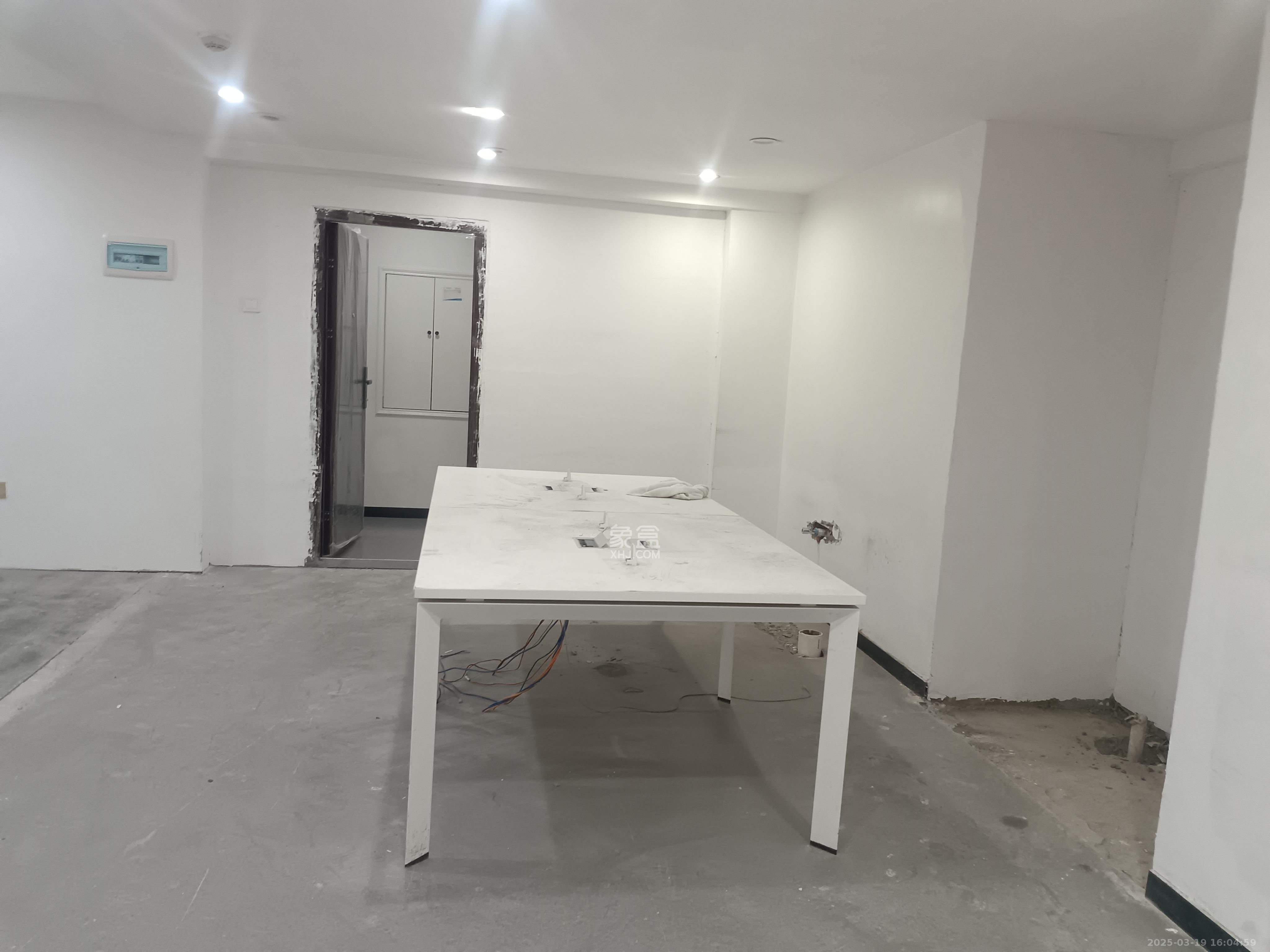 摩天一号 2室1厅1卫 2000.0元/月 摩天一号 2室1厅1卫 2000.0元/月室内图