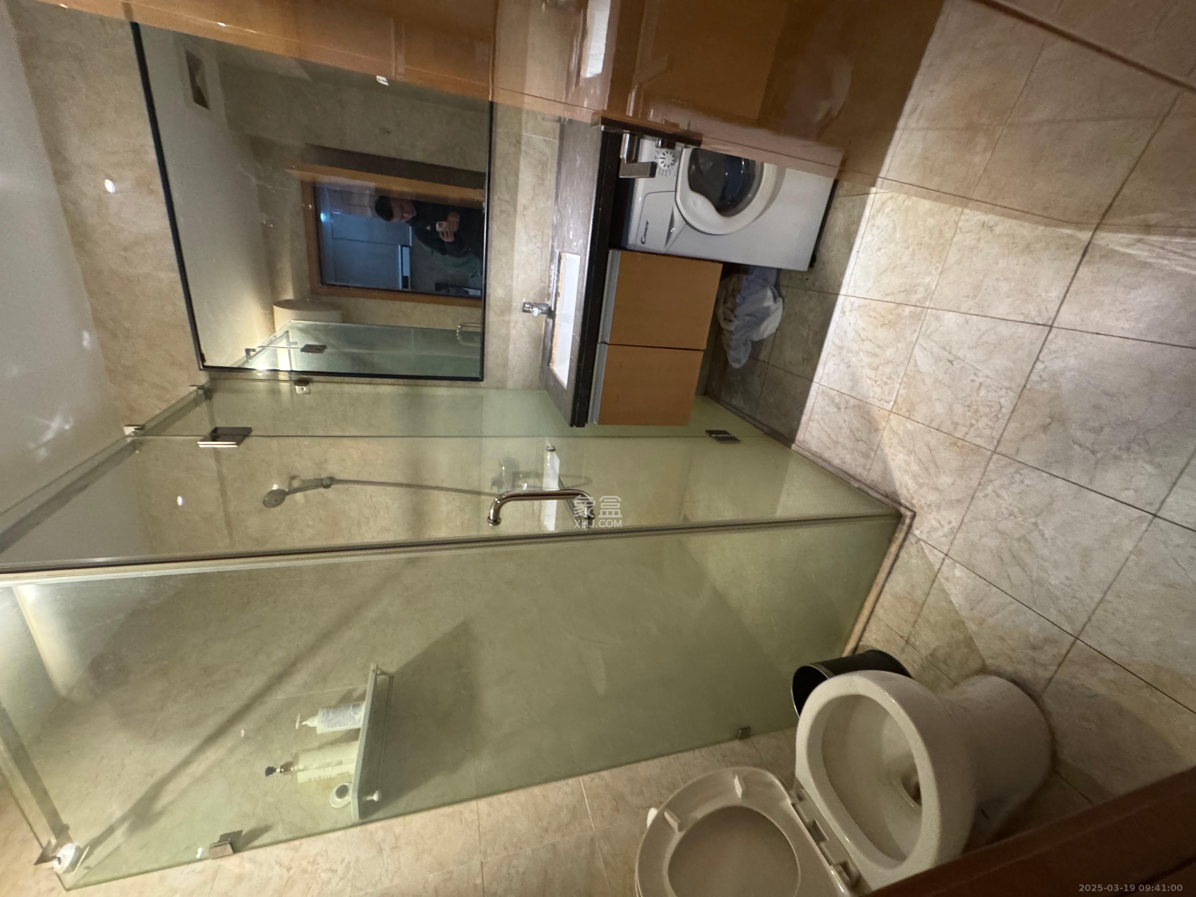 德思勤城市广场(宝格丽公寓)  1室1厅1卫    2000.0元/月 德思勤城市广场(宝格丽公寓)  1室1厅1卫    2000.0元/月