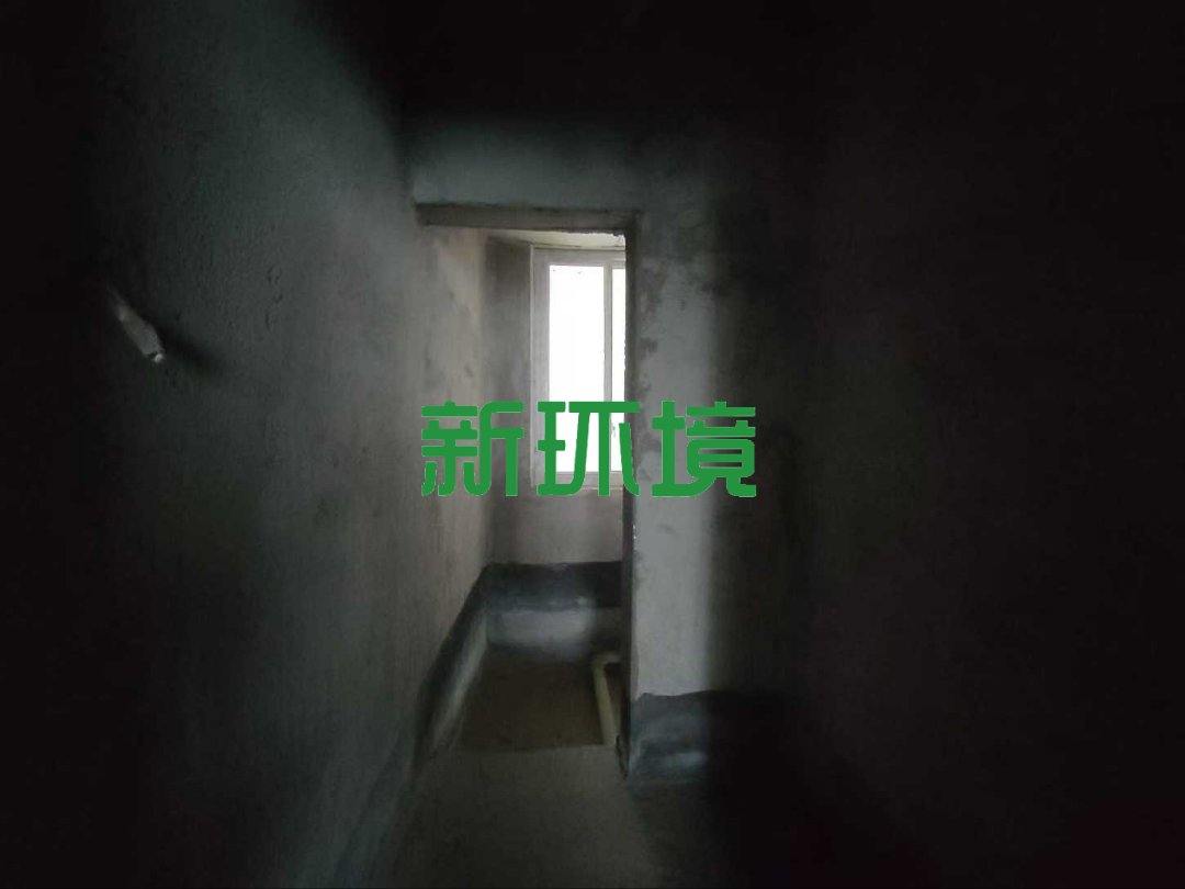 都市金苑  4室2厅2卫    58.0万 都市金苑  4室2厅2卫    58.0万客厅