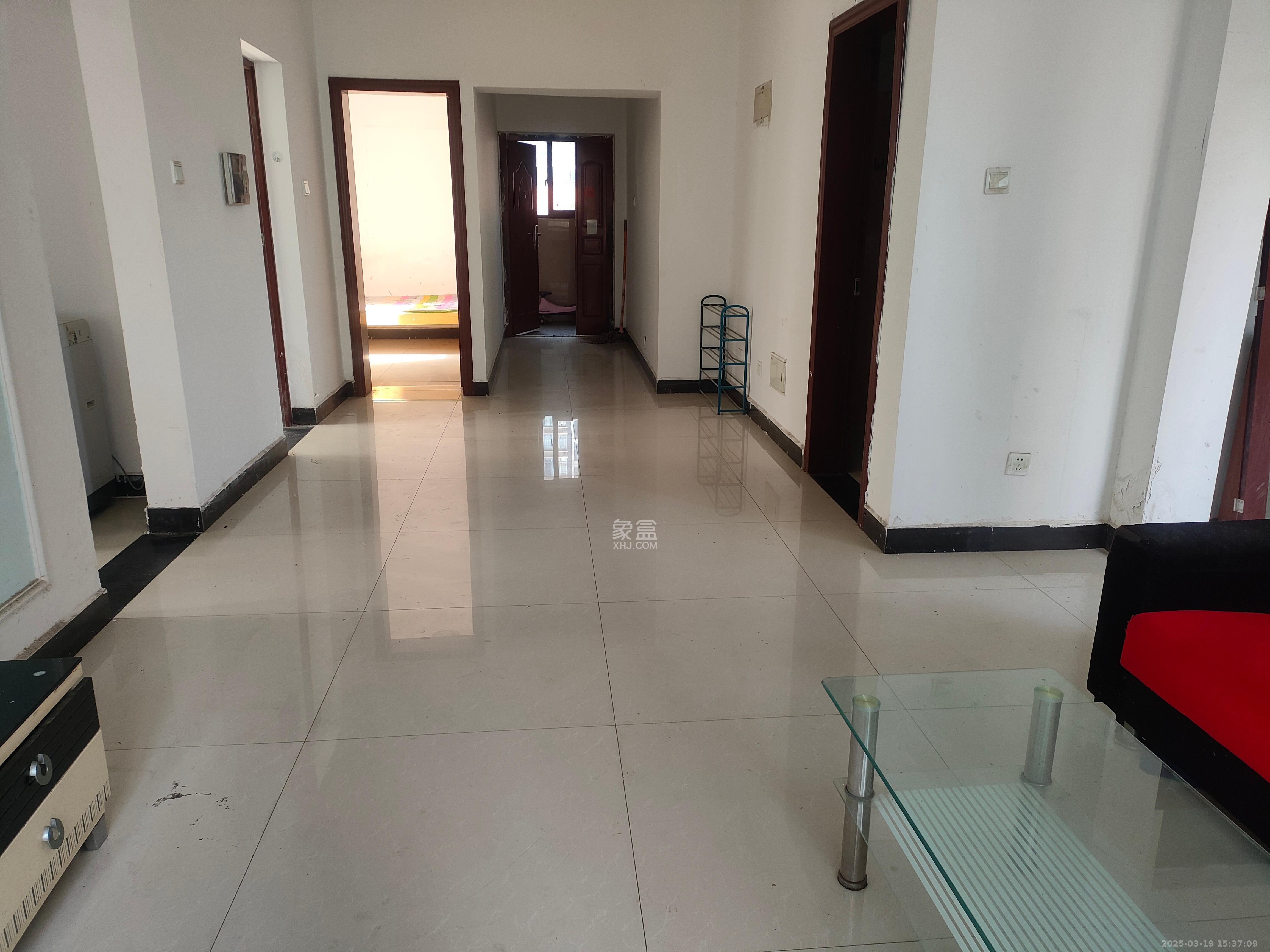 湘江世纪城豪江苑 3室2厅1卫 2000.0元/月 湘江世纪城豪江苑 3室2厅1卫 2000.0元/月室内图