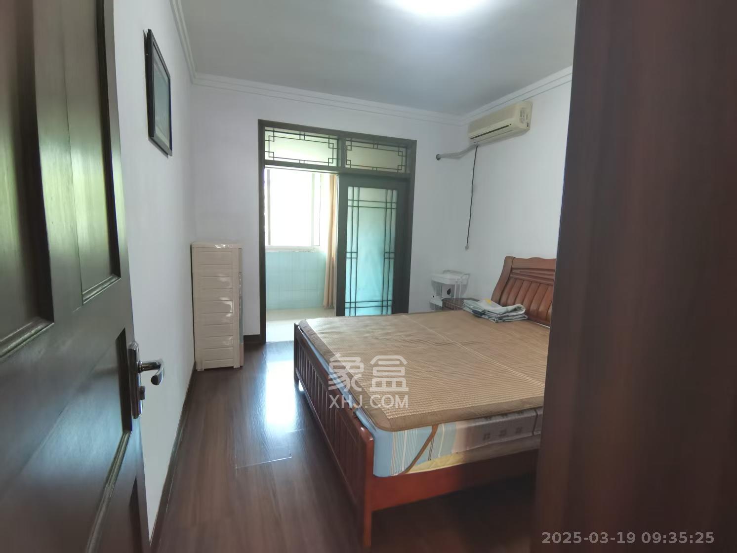 五一新村安置小区(永定社区、永兴社区、永祥社区) 3室2厅1卫 2800.0元/月 五一新村安置小区(永定社区、永兴社区、永祥社区) 3室2厅1卫 2800.0元/月室内图