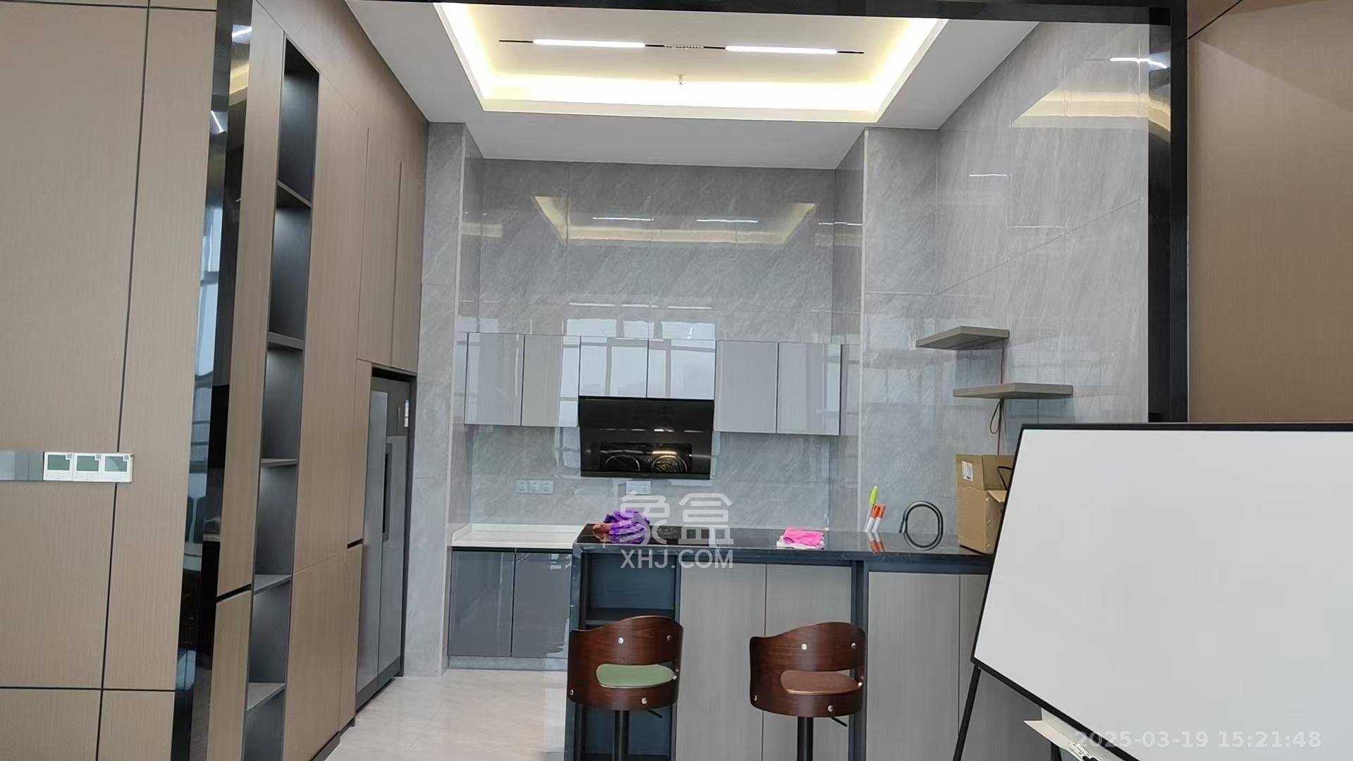 中建嘉和城 1室1厅1卫 12500.0元/月 中建嘉和城 1室1厅1卫 12500.0元/月室内图