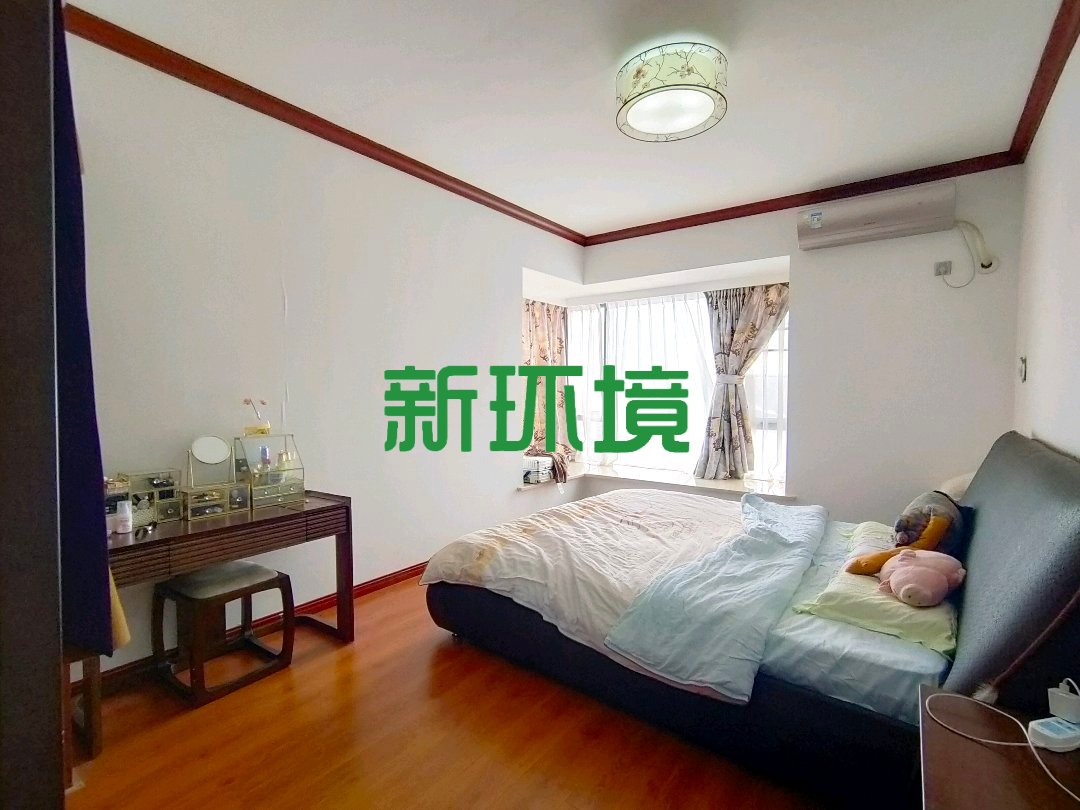 东岳新外滩  3室2厅1卫   78.80万客厅