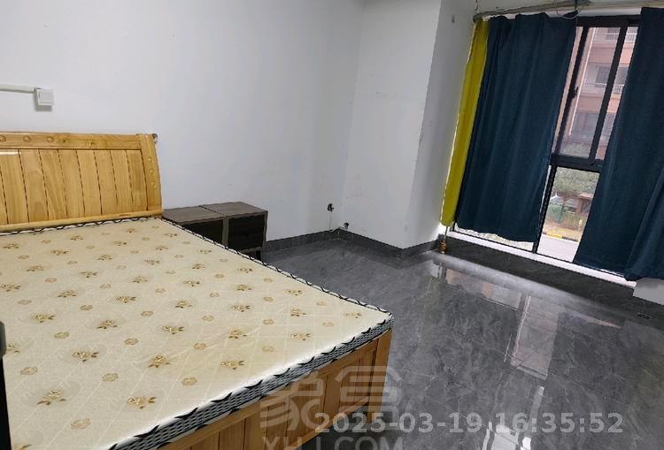 学府时代 2室1厅1卫 1500.0元/月 学府时代 2室1厅1卫 1500.0元/月室内图