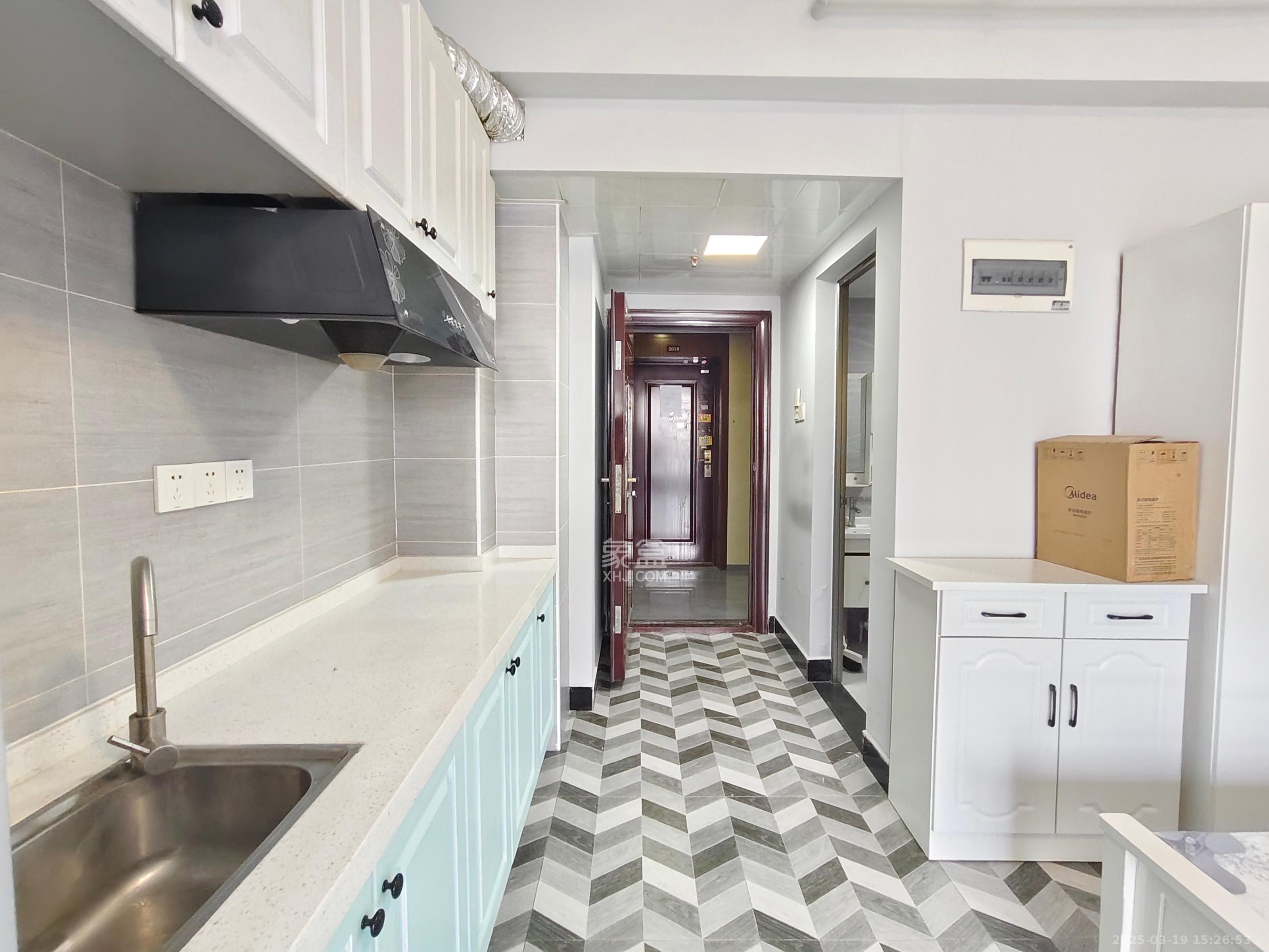 C-park天悦城(紫檀溪苑二期)  1室1厅1卫    1600.0元/月 C-park天悦城(紫檀溪苑二期)  1室1厅1卫    1600.0元/月户型图