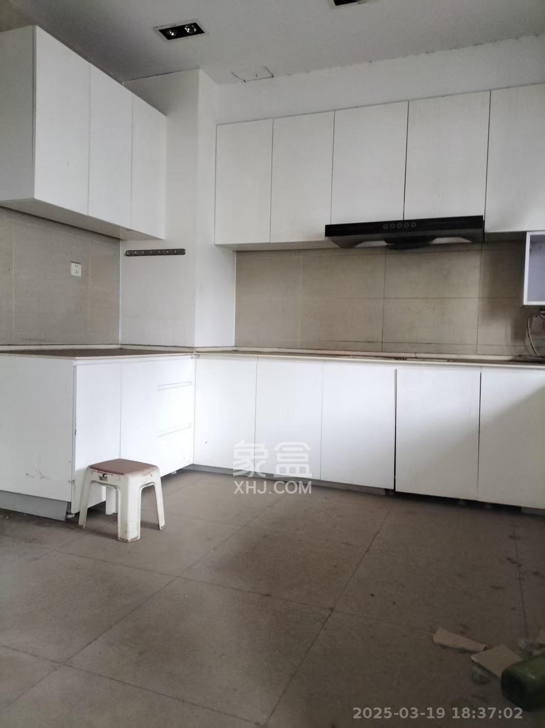 恒基凯旋门一二期 4室2厅2卫 3000.0元/月 恒基凯旋门一二期 4室2厅2卫 3000.0元/月室内图