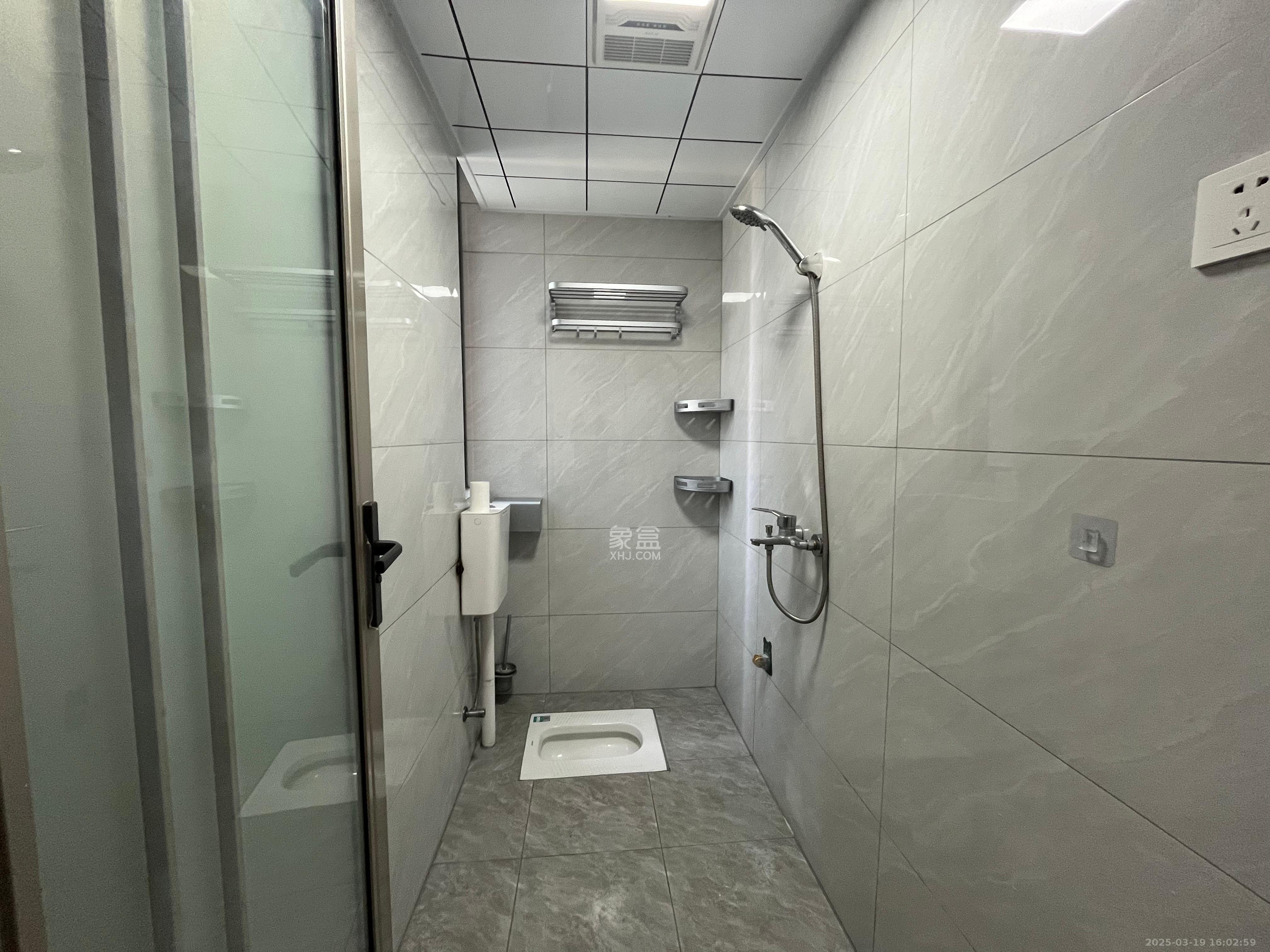 东宜新园 2室1厅1卫 1650.0元/月 东宜新园 2室1厅1卫 1650.0元/月室内图