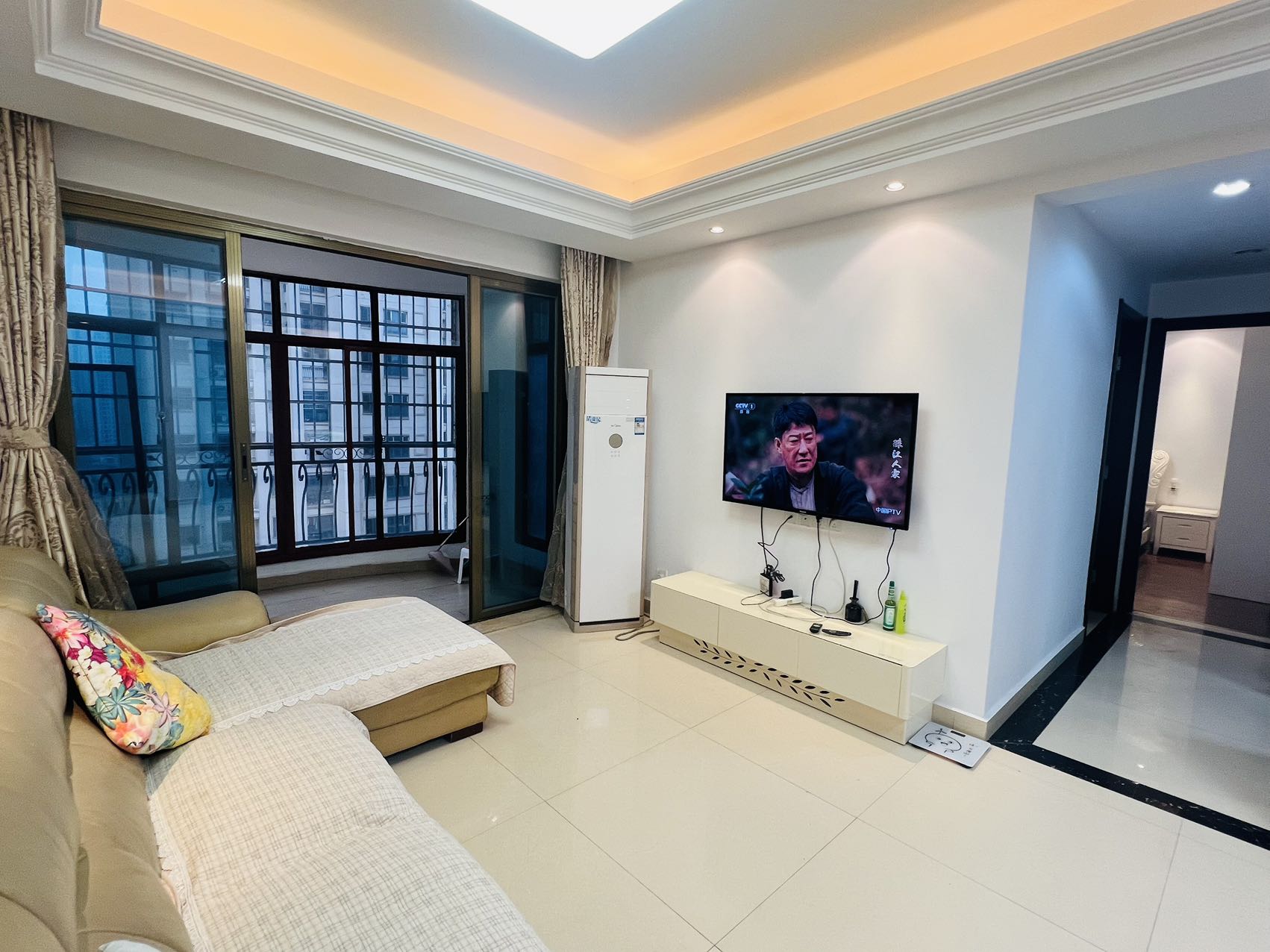 碧桂园 3室2厅1卫 1600.0元/月 碧桂园 3室2厅1卫 1600.0元/月室内图