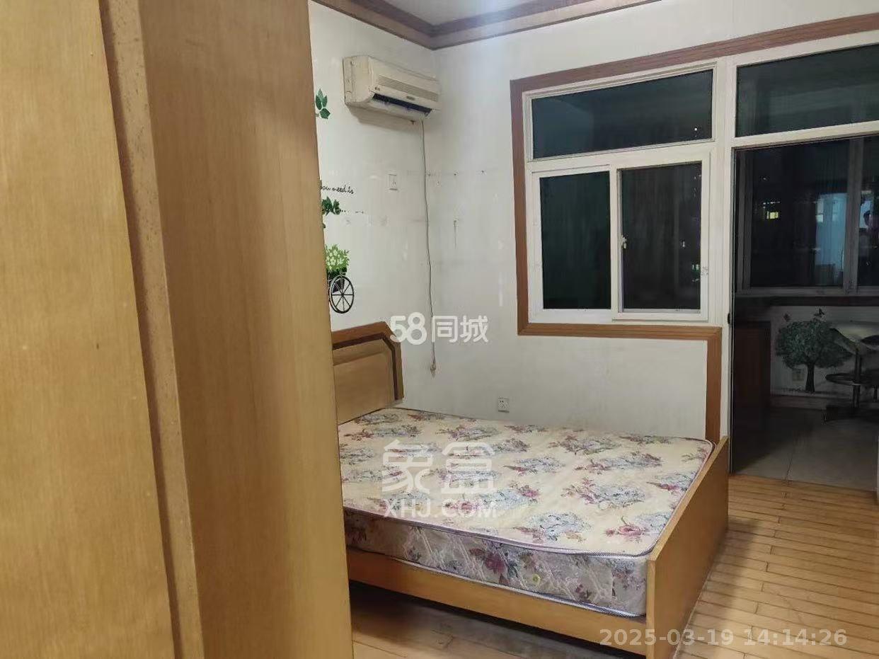 桔园小区1-8片  2室1厅1卫    1400.0元/月 桔园小区1-8片  2室1厅1卫    1400.0元/月室内图