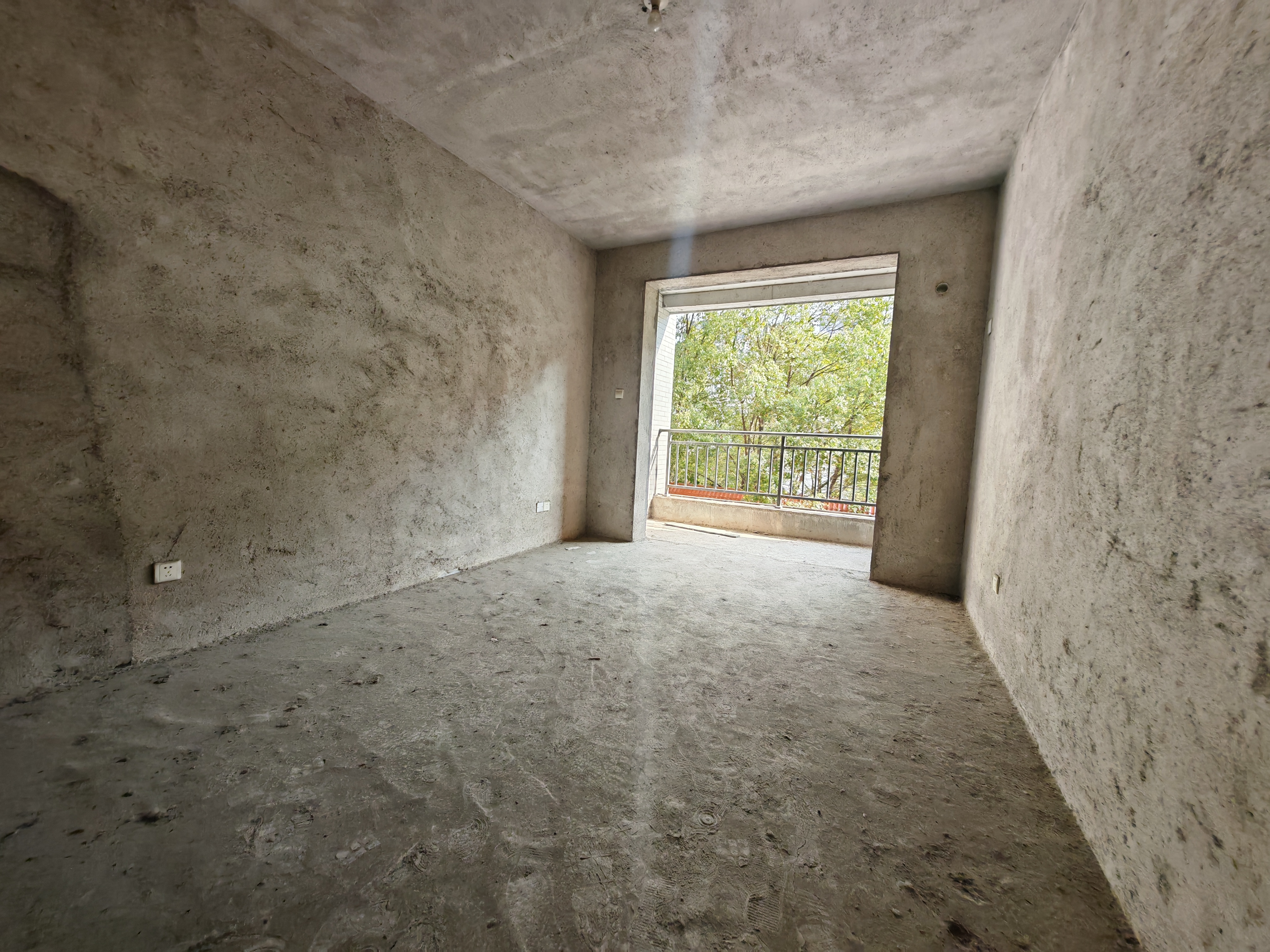 山城上品 4室2厅2卫 70.8万 山城上品 4室2厅2卫 70.8万客厅