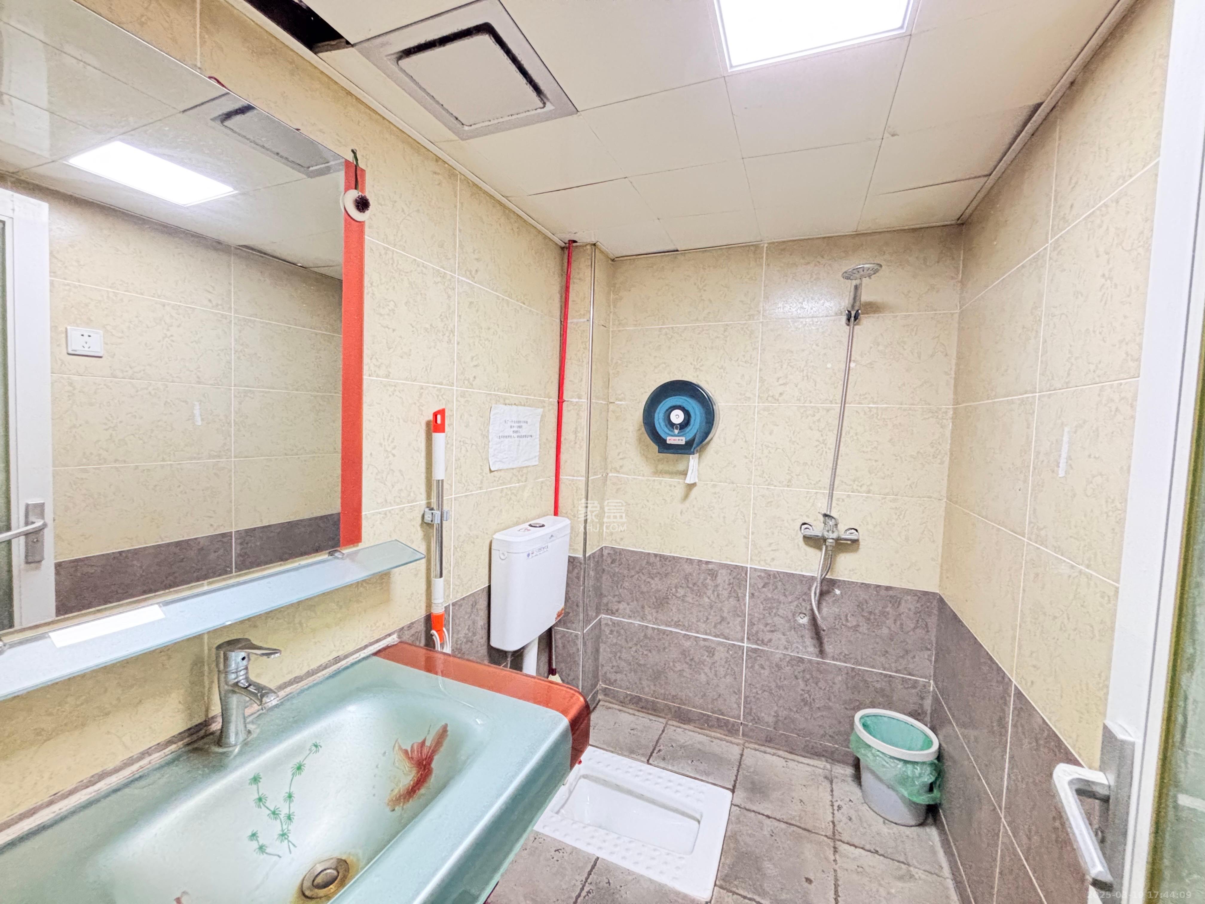 金桂名城 2室2厅2卫 1500.0元/月 金桂名城 2室2厅2卫 1500.0元/月室内图