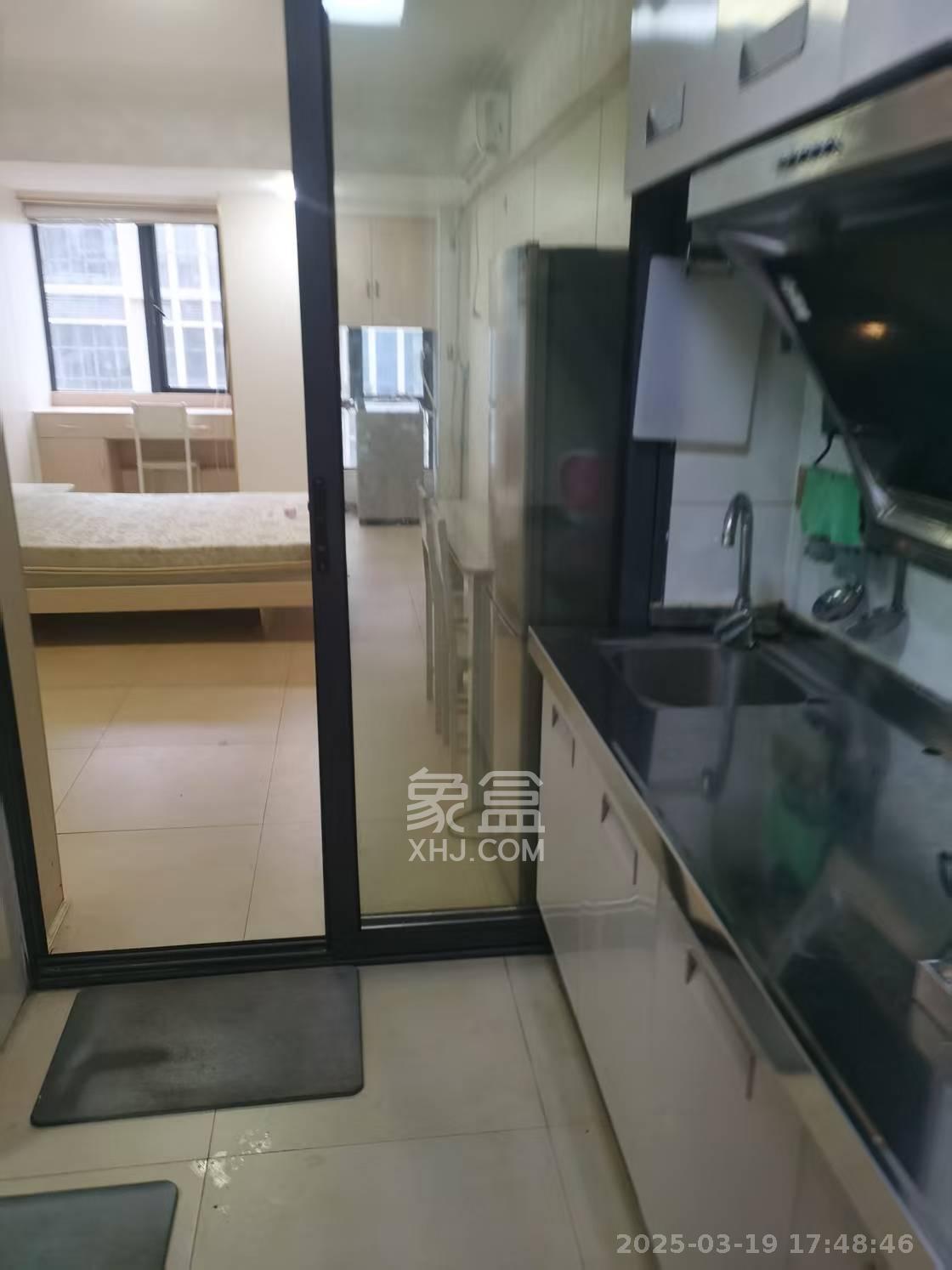 中建芙蓉嘉苑 1室1厅1卫 1200.0元/月 中建芙蓉嘉苑 1室1厅1卫 1200.0元/月室内图