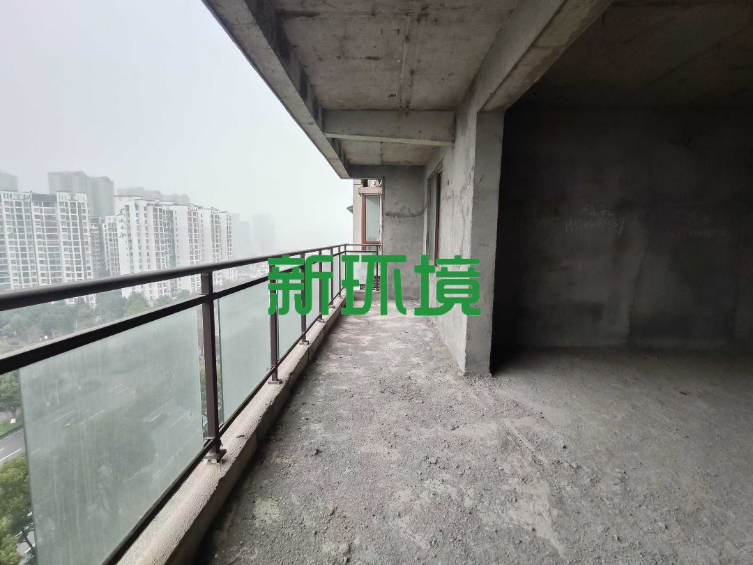 都市金苑  4室2厅2卫    58.0万 都市金苑  4室2厅2卫    58.0万客厅