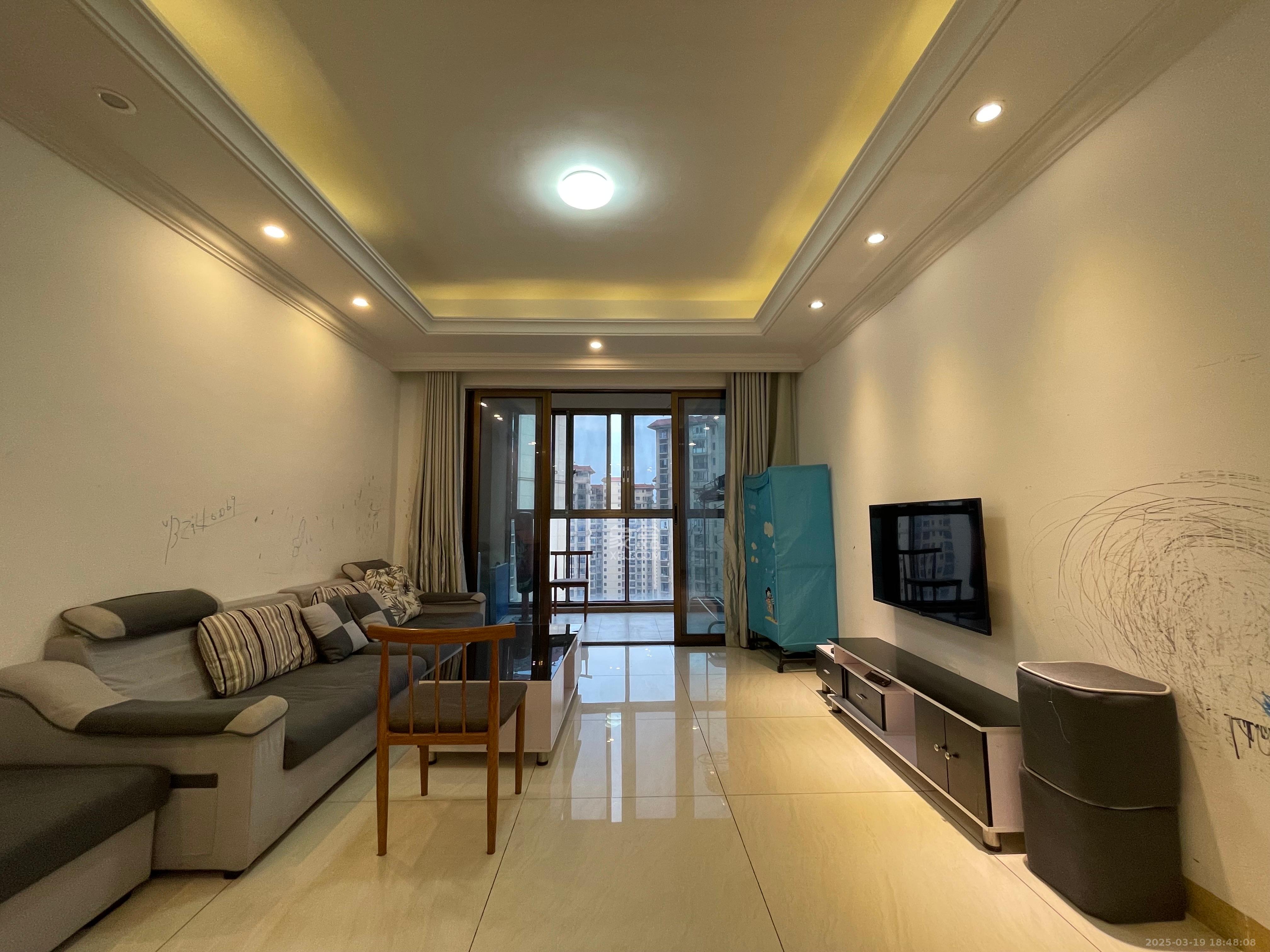 江山帝景哈佛  3室2厅1卫    1900.0元/月 江山帝景哈佛  3室2厅1卫    1900.0元/月室内图