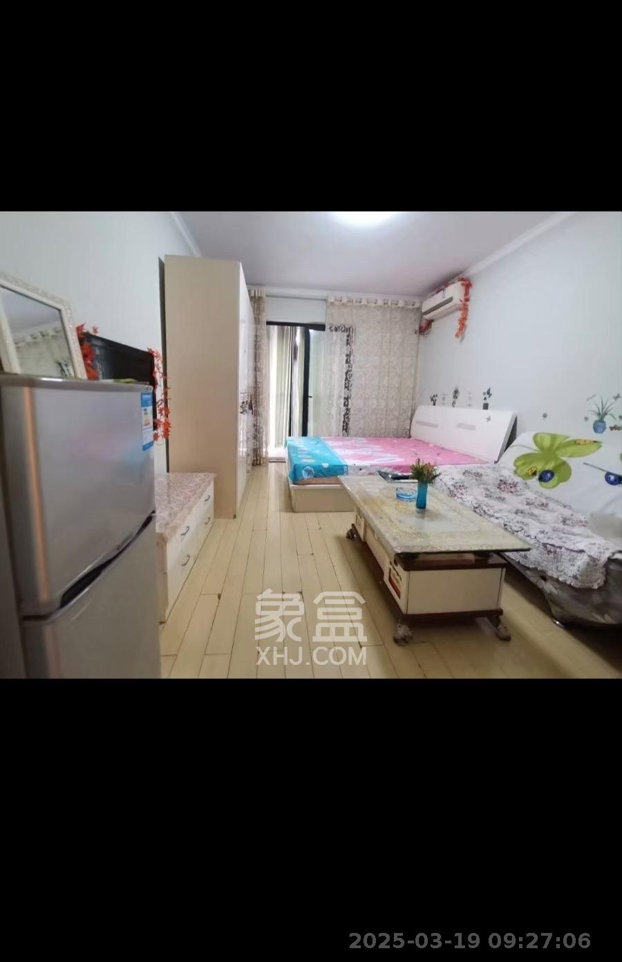 万科金域华府一期  1室1厅1卫   1300.00元/月室内图