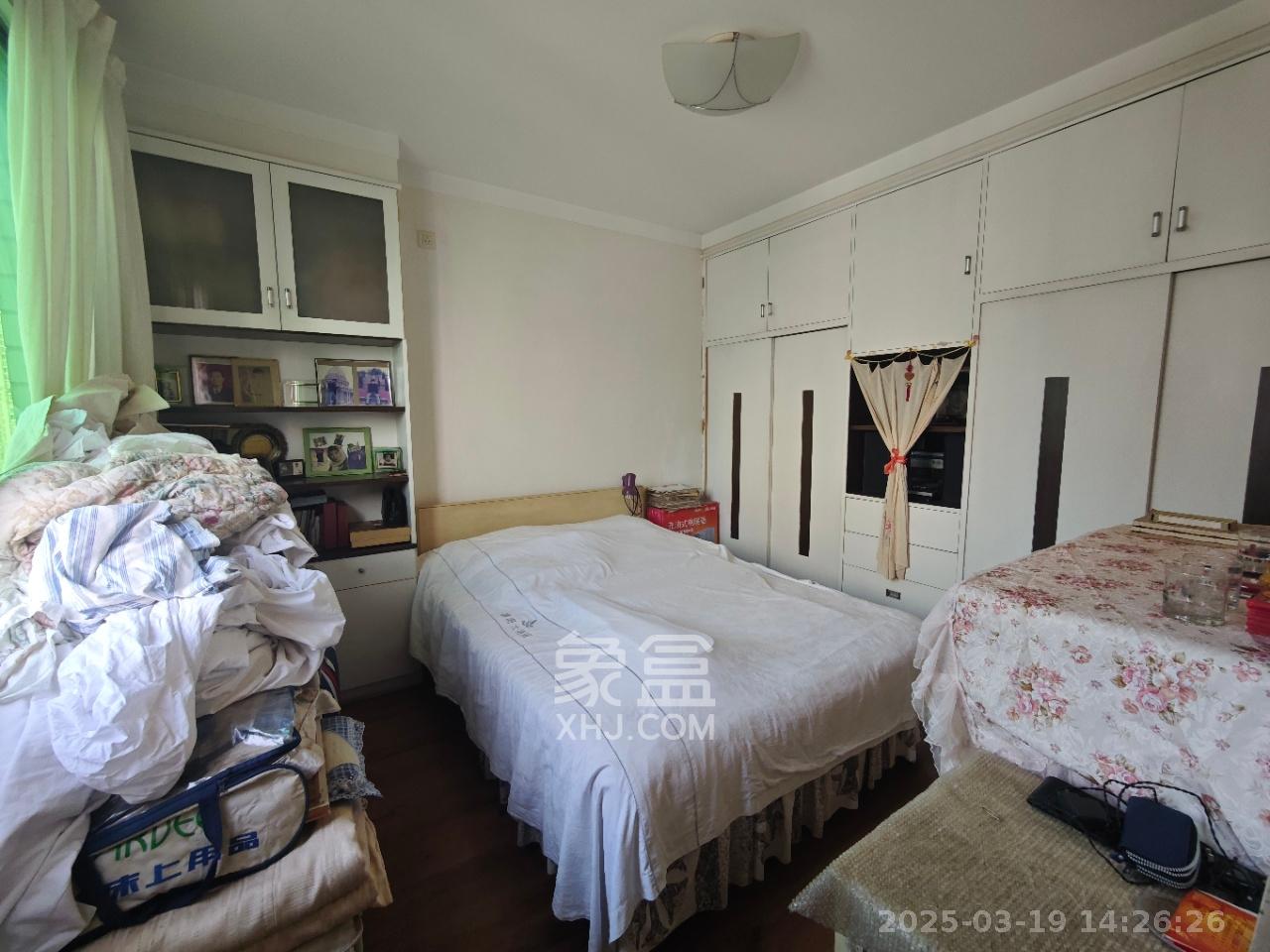 市一医院宿舍  3室1厅2卫    3500.0元/月室内图