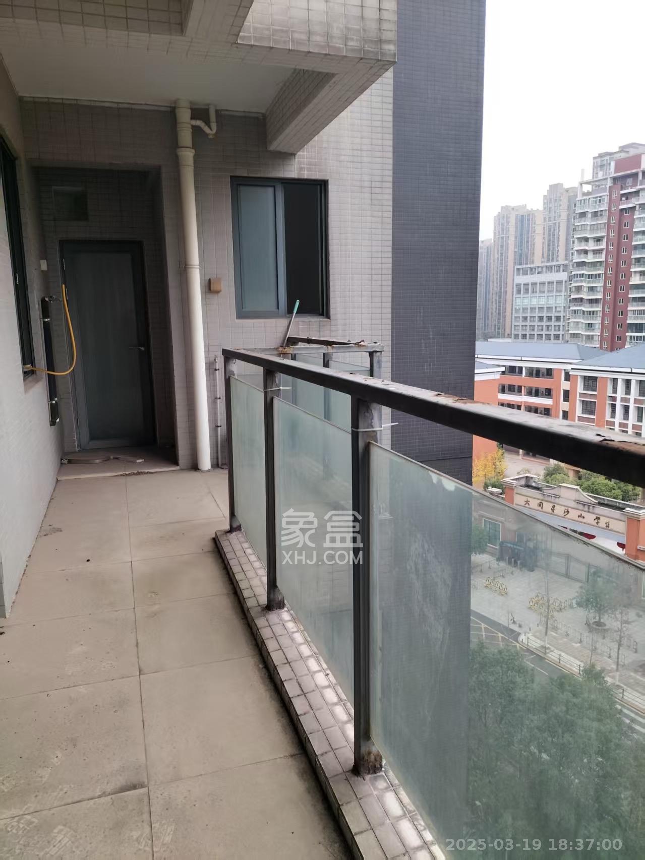 恒基凯旋门一二期 4室2厅2卫 3000.0元/月 恒基凯旋门一二期 4室2厅2卫 3000.0元/月室内图