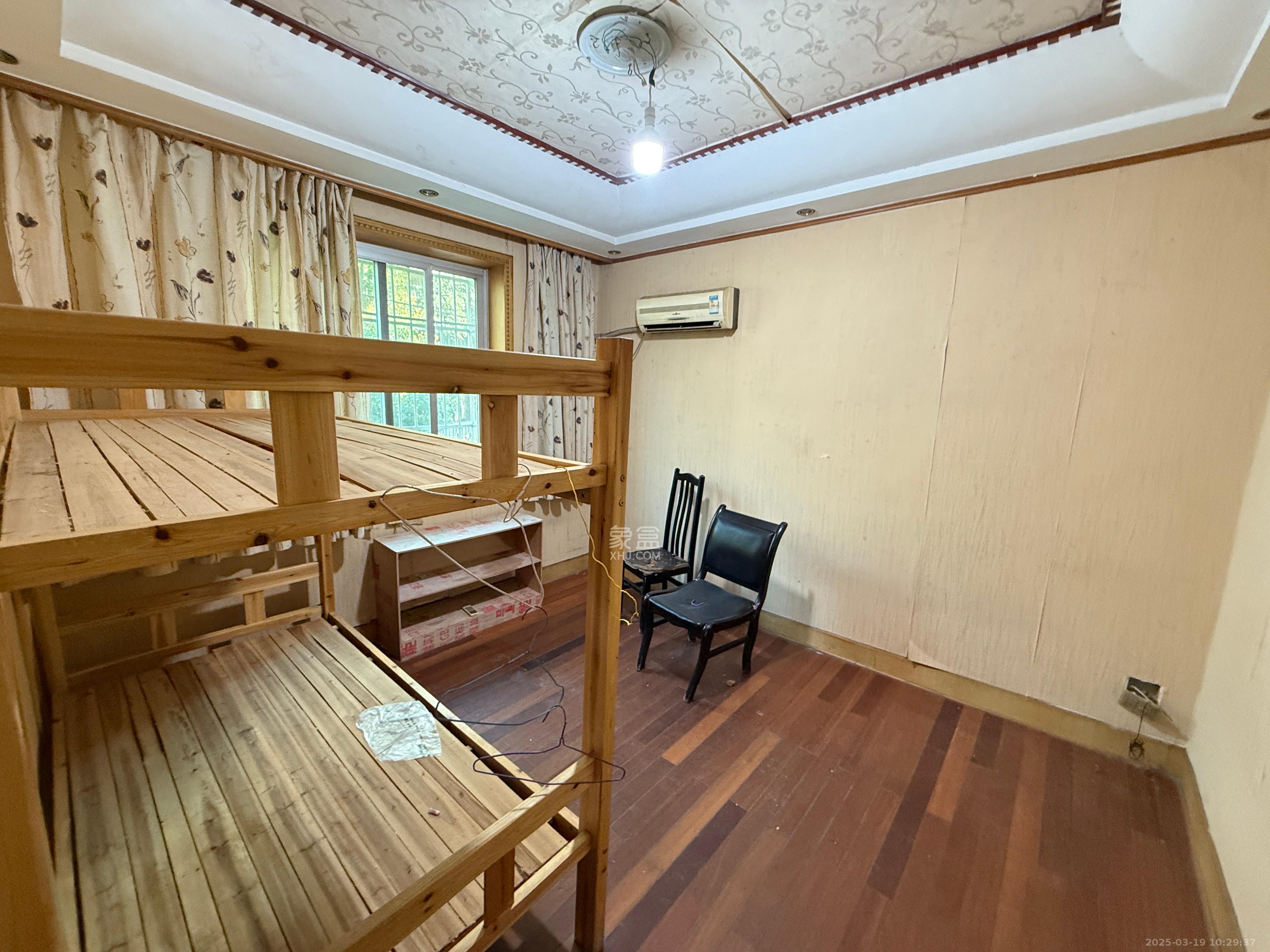 工农新村(工农桥社区) 2室1厅1卫 2000.0元/月 工农新村(工农桥社区) 2室1厅1卫 2000.0元/月室内图