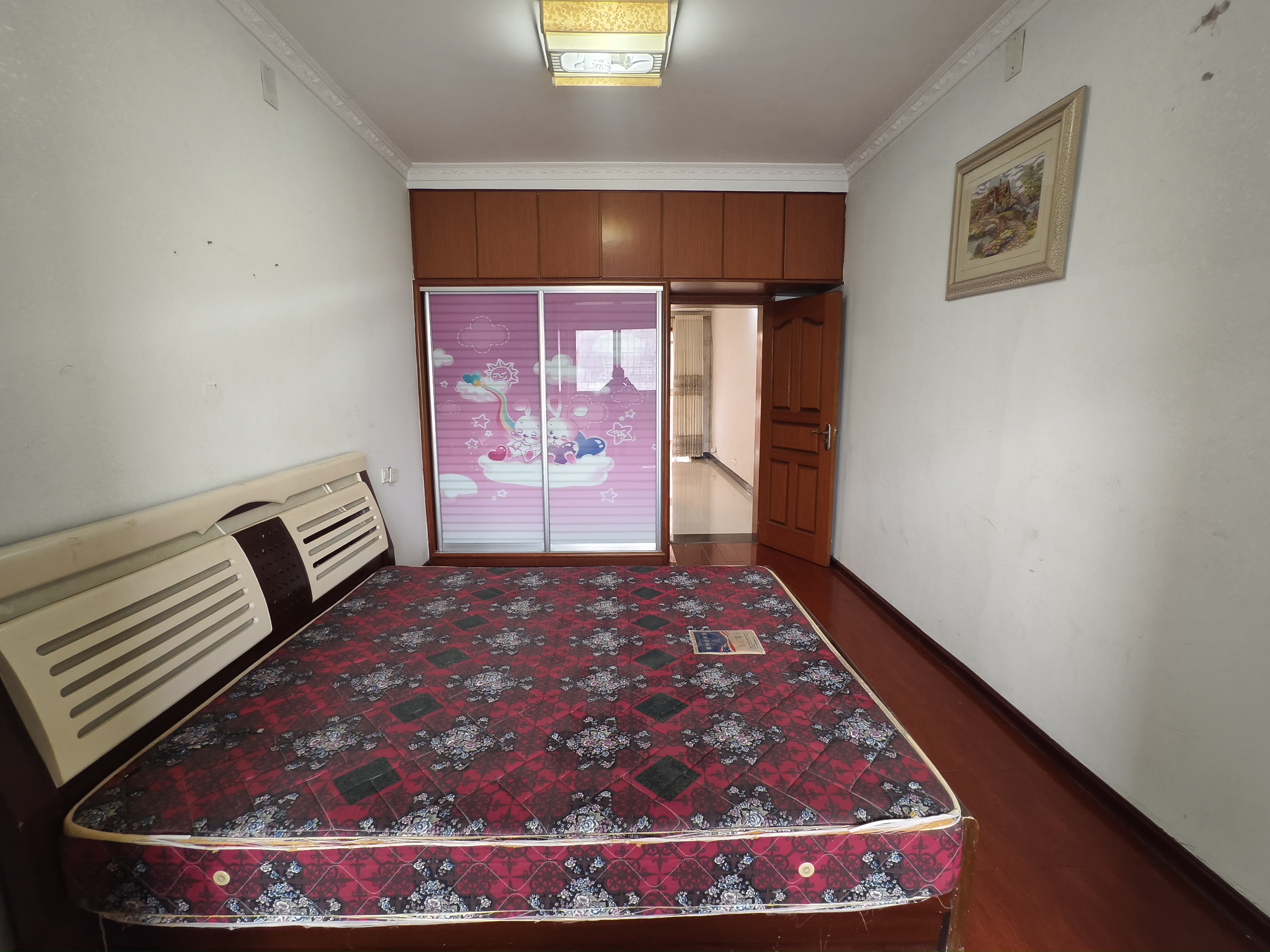 宏泰阳光家园 3室2厅1卫 62.8万 宏泰阳光家园 3室2厅1卫 62.8万客厅