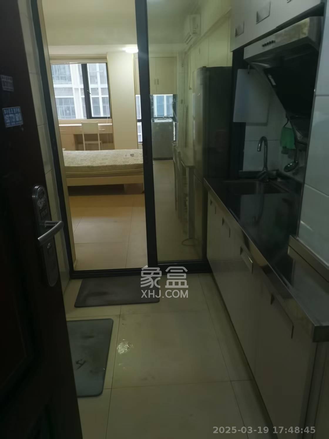 中建芙蓉嘉苑  1室1厅1卫   1200.00元/月室内图