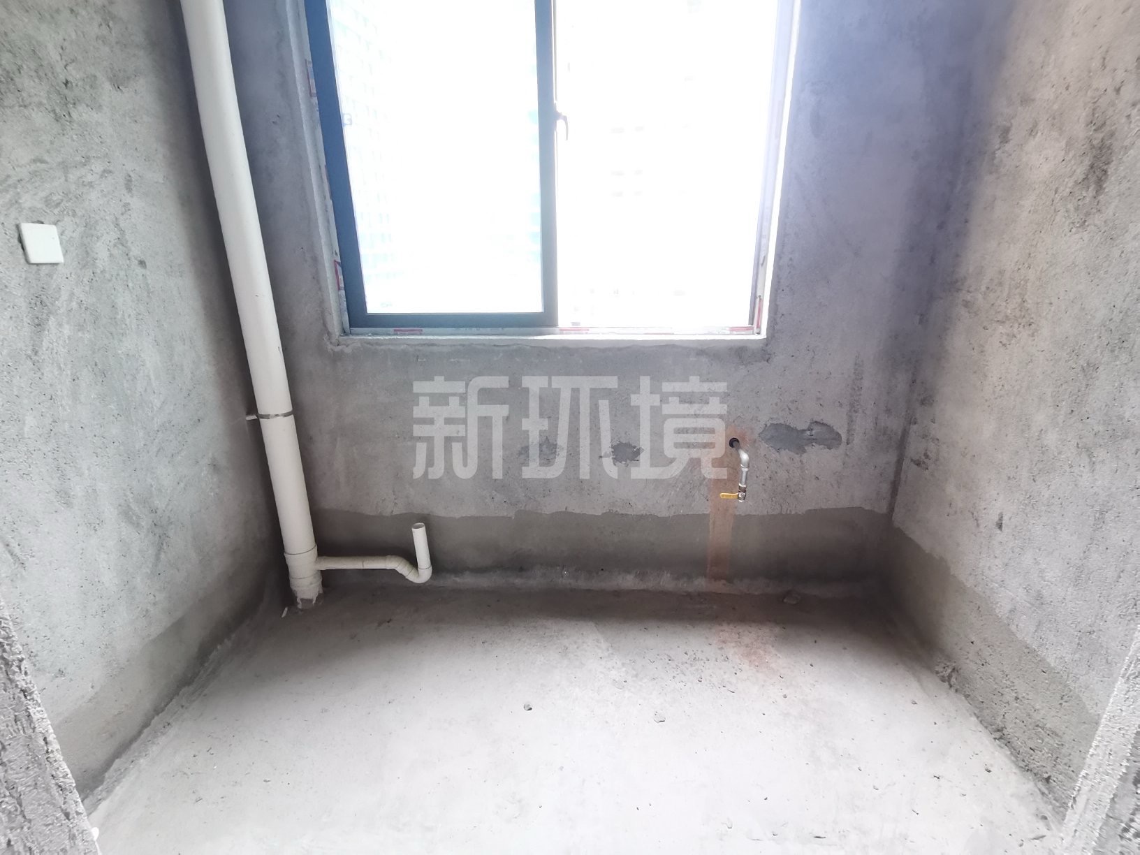 韦斯特城市花园  4室2厅2卫   78.80万客厅