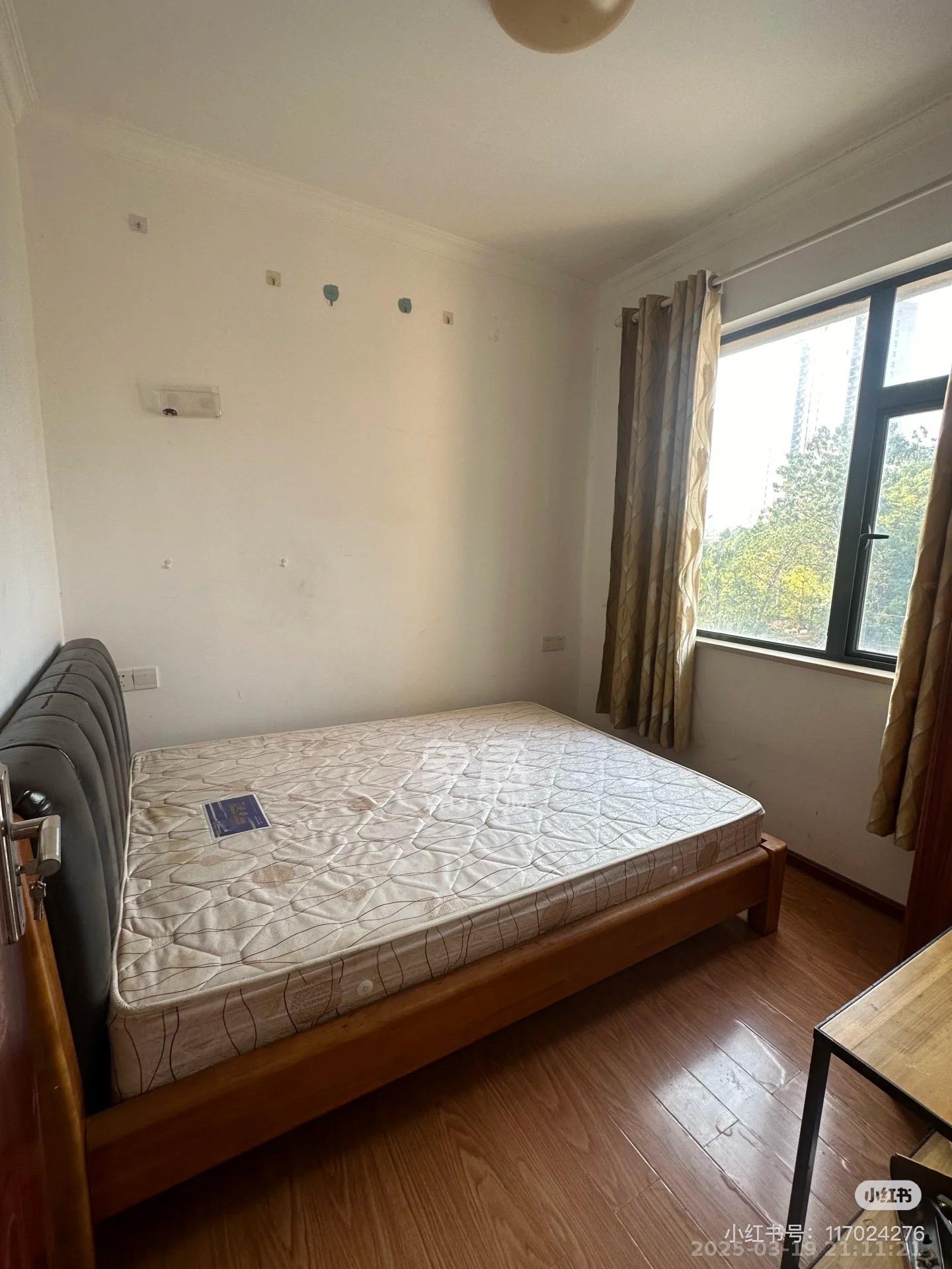 高升时代广场(冠铭商务中心) 1室2厅1卫 2100.0元/月 高升时代广场(冠铭商务中心) 1室2厅1卫 2100.0元/月室内图