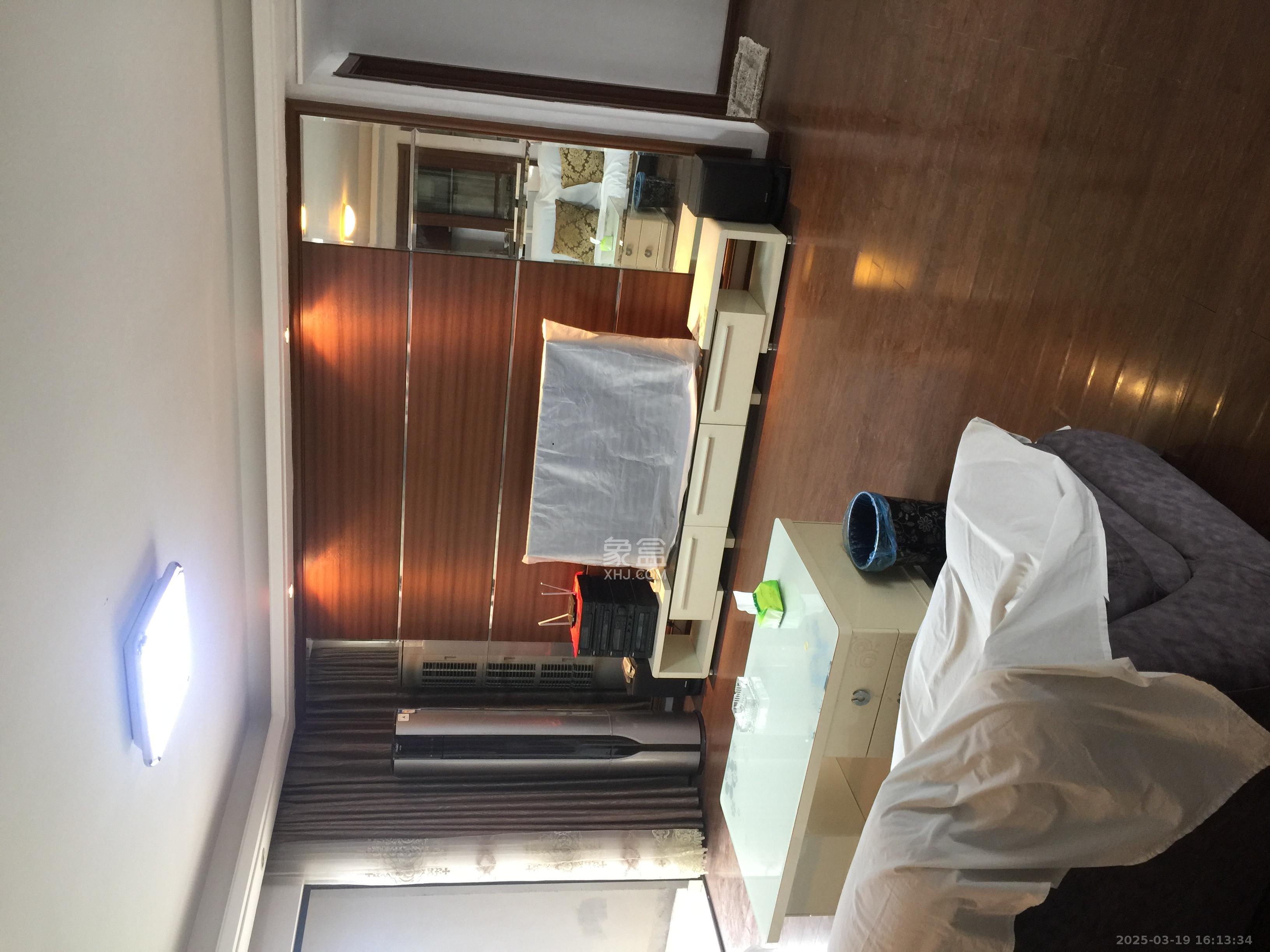 万科金域华府二期 3室2厅2卫 3000.0元/月 万科金域华府二期 3室2厅2卫 3000.0元/月室内图