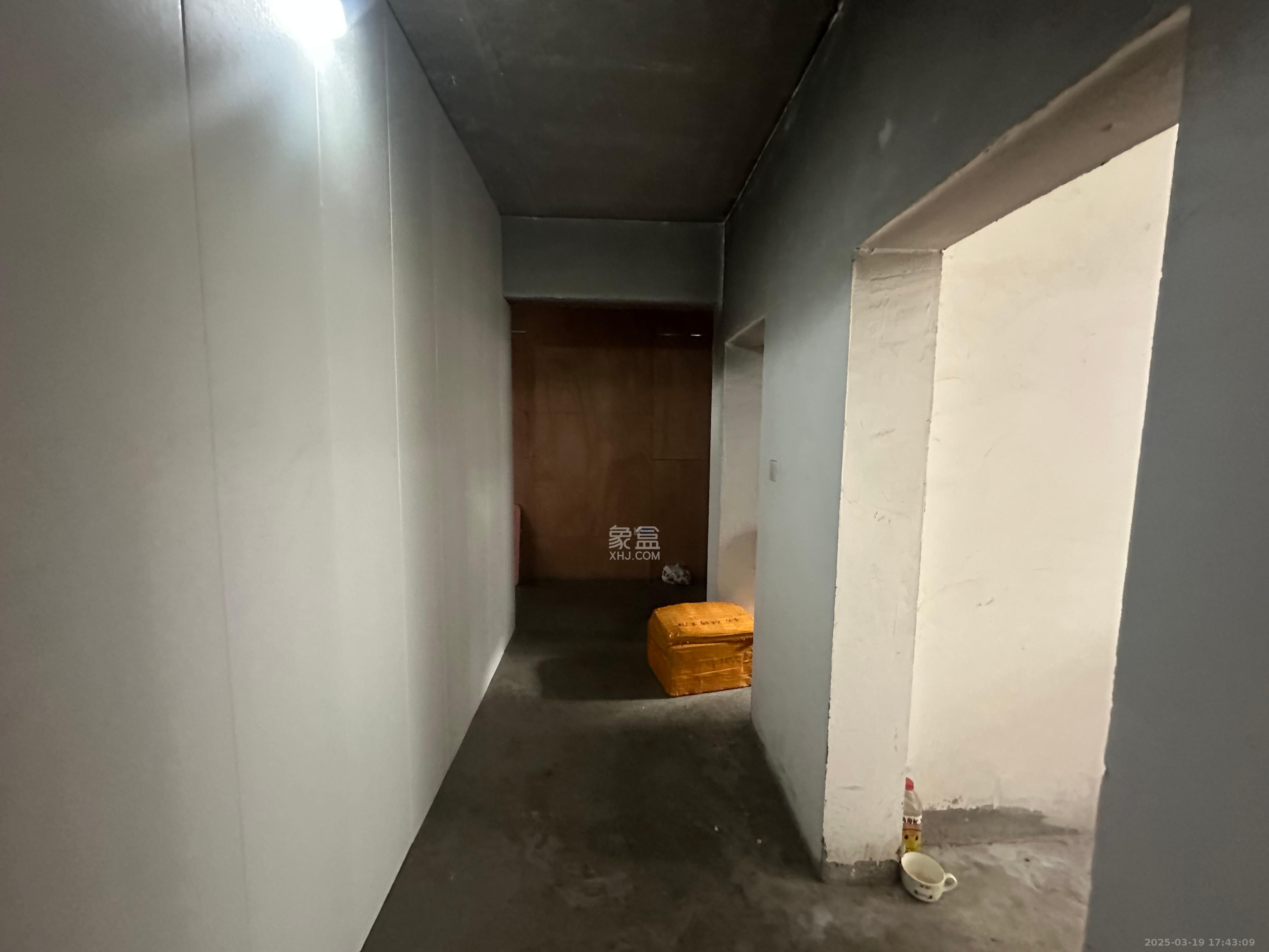 景江雅苑  3室2厅1卫   2000.00元/月室内图