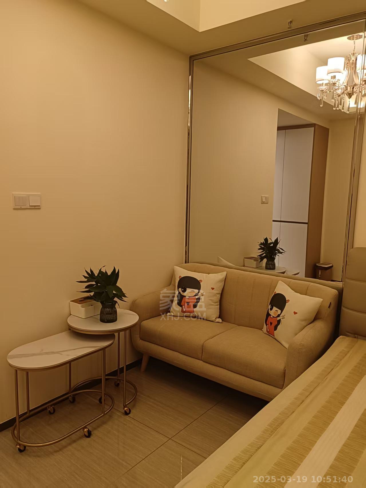 恒大华府 1室1厅1卫 1500.0元/月 恒大华府 1室1厅1卫 1500.0元/月室内图