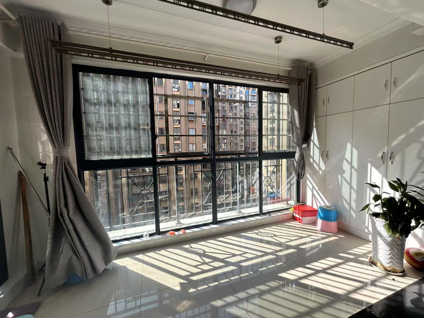 滨江花园 3室2厅2卫 70.0万 滨江花园 3室2厅2卫 70.0万室内图