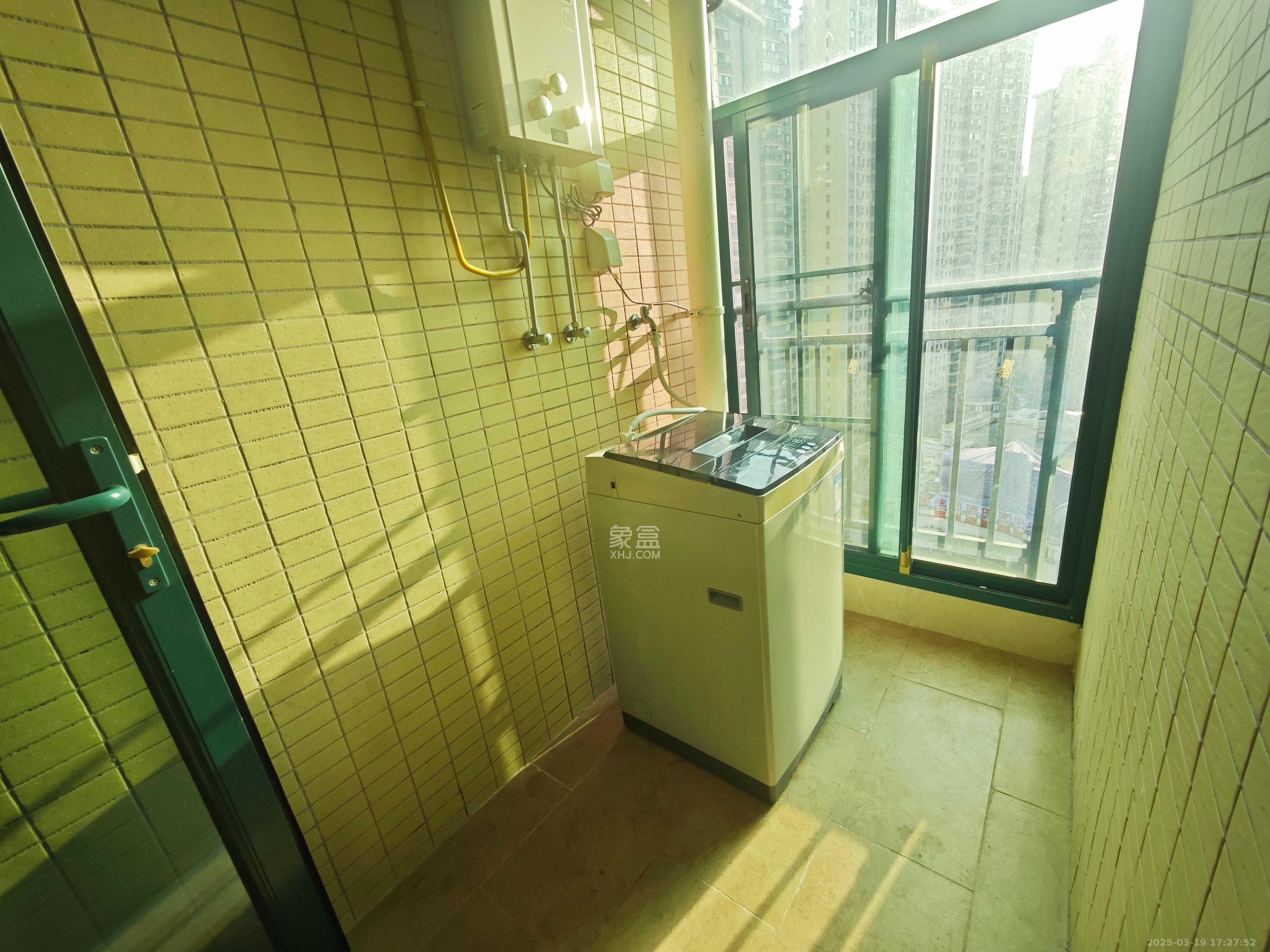 恒大翡翠华庭  1室1厅1卫   1200.00元/月室内图