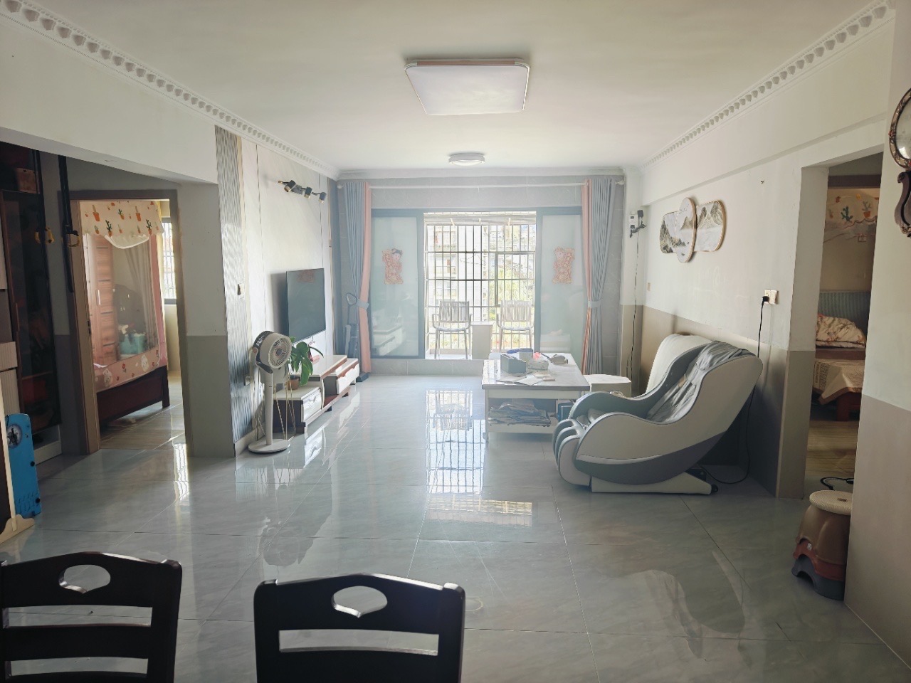 北方万银花园一期  3室2厅2卫    105.0万 北方万银花园一期  3室2厅2卫    105.0万客厅