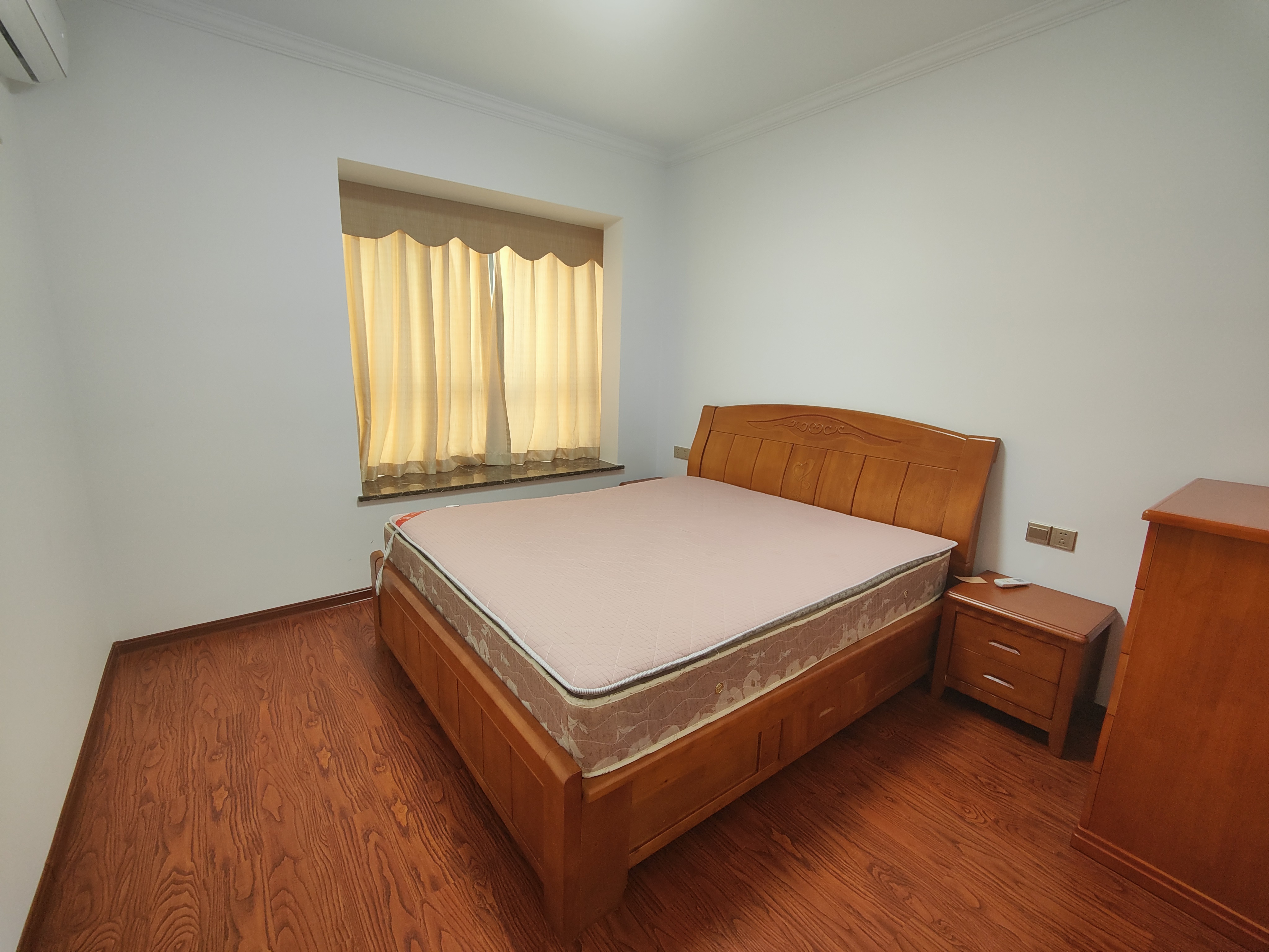 金龙城市广场一期 2室1厅2卫 3800.0元/月 金龙城市广场一期 2室1厅2卫 3800.0元/月室内图