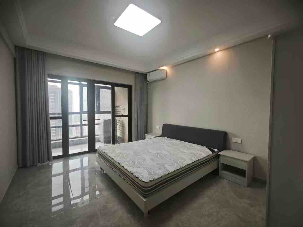 华润中心  2室1厅1卫    4500.0元/月 华润中心  2室1厅1卫    4500.0元/月室内图