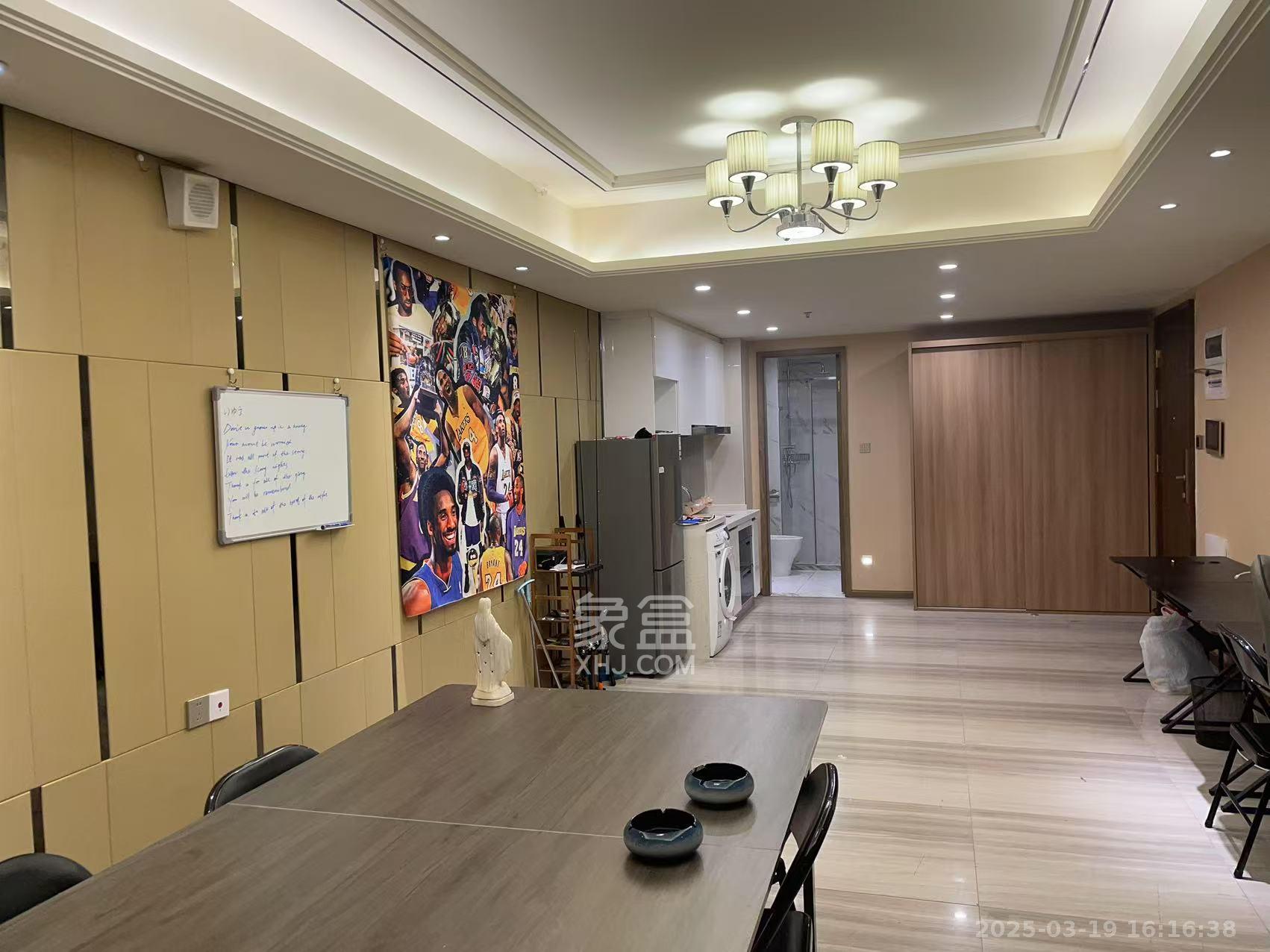 恒大誉府(融誉商业中心) 1室1厅1卫 2000.0元/月 恒大誉府(融誉商业中心) 1室1厅1卫 2000.0元/月室内图