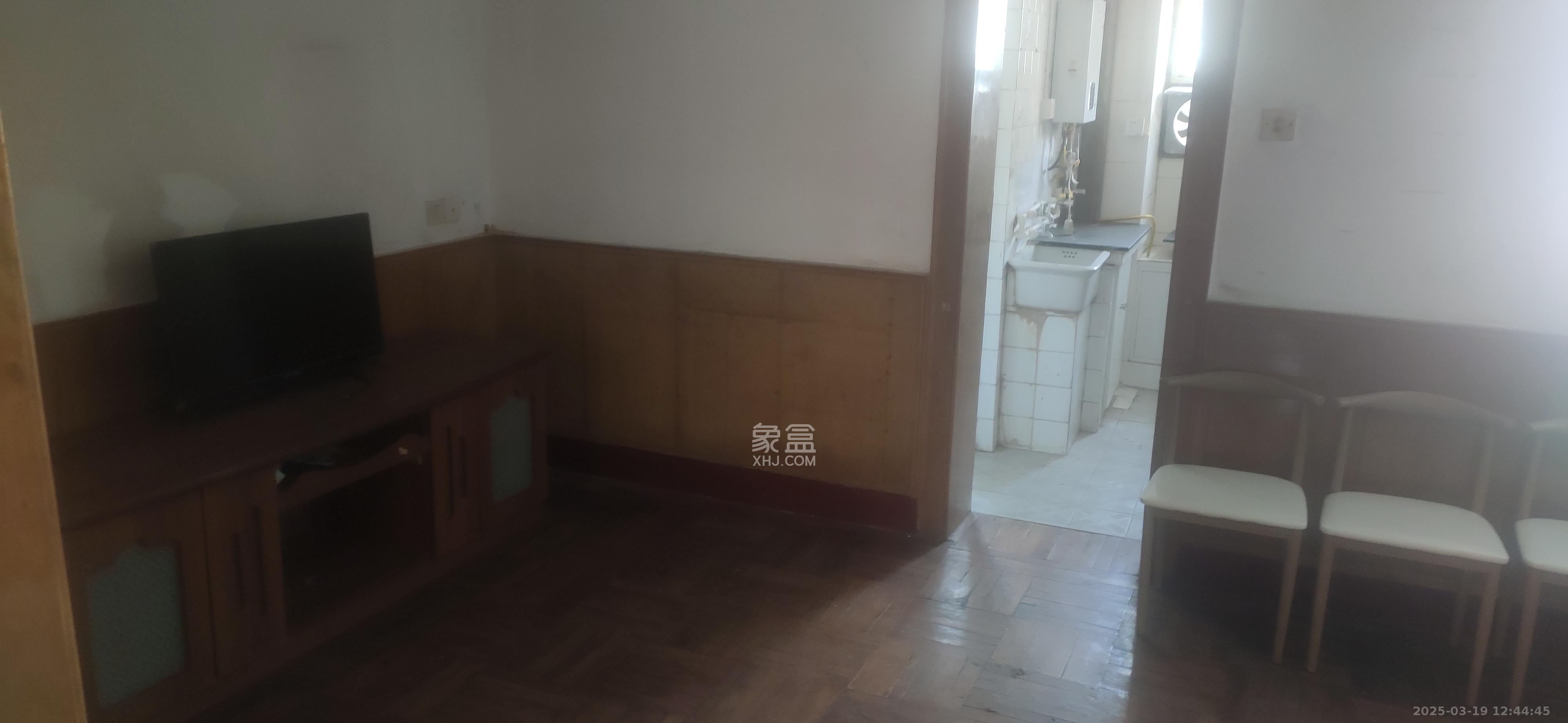 杏花苑  2室1厅1卫   1500.00元/月室内图