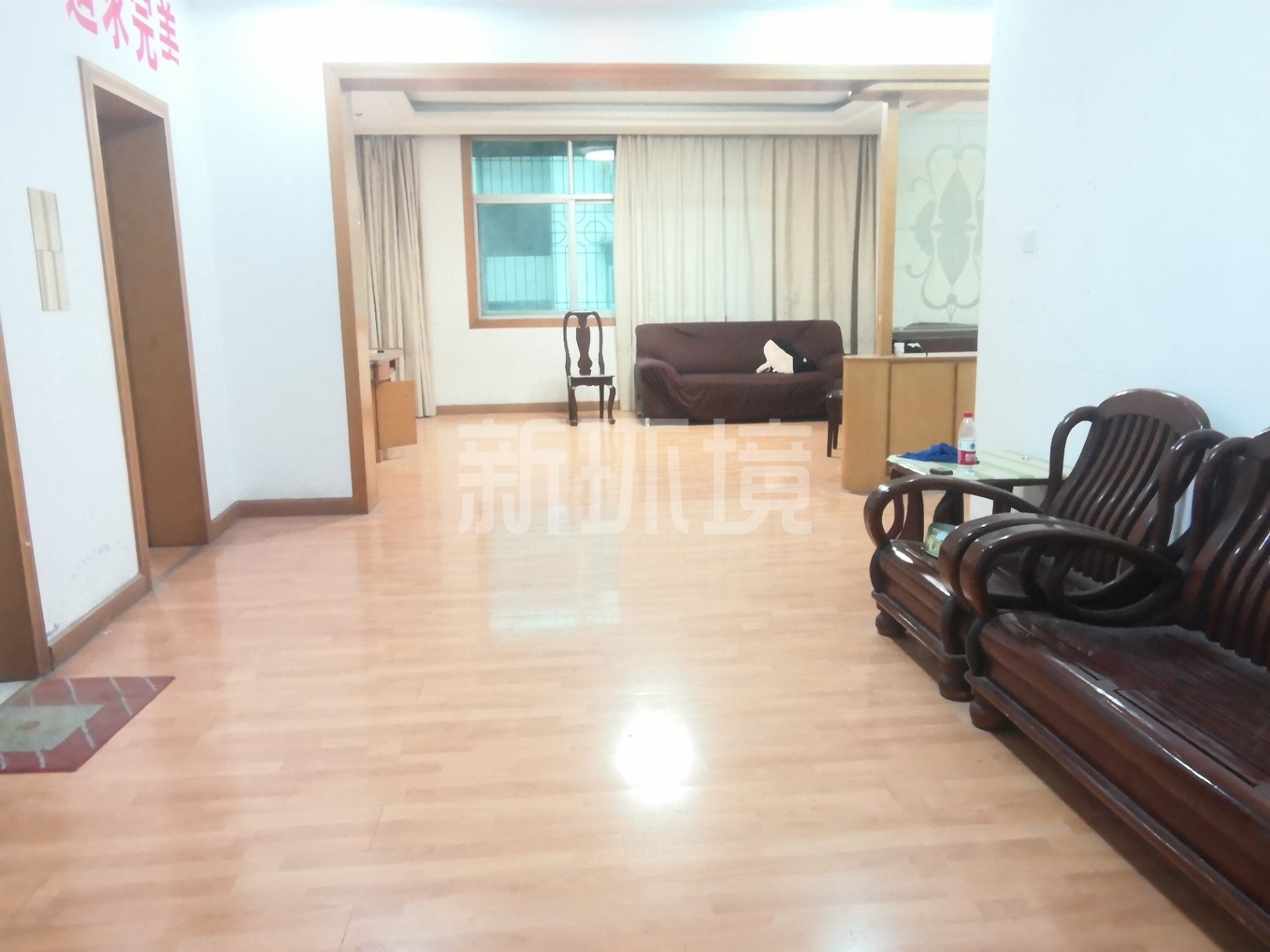 地税局宿舍(南庄坪) 3室2厅2卫 1100.0元/月 地税局宿舍(南庄坪) 3室2厅2卫 1100.0元/月室内图