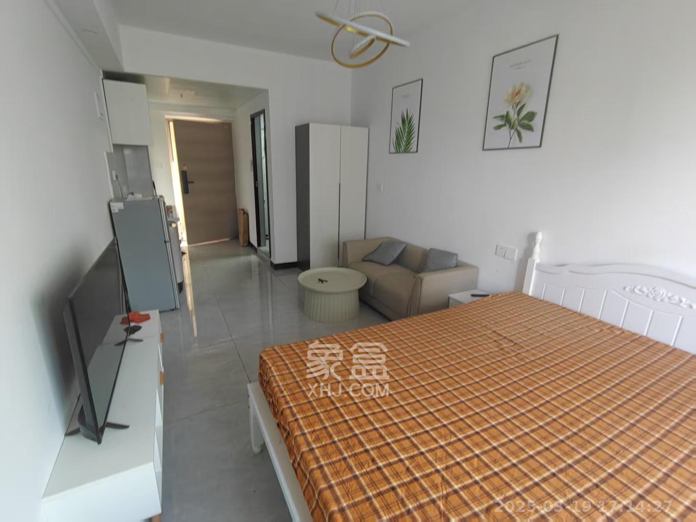 保利中环广场(保利中悦苑) 1室0厅0卫 1600.0元/月 保利中环广场(保利中悦苑) 1室0厅0卫 1600.0元/月室内图