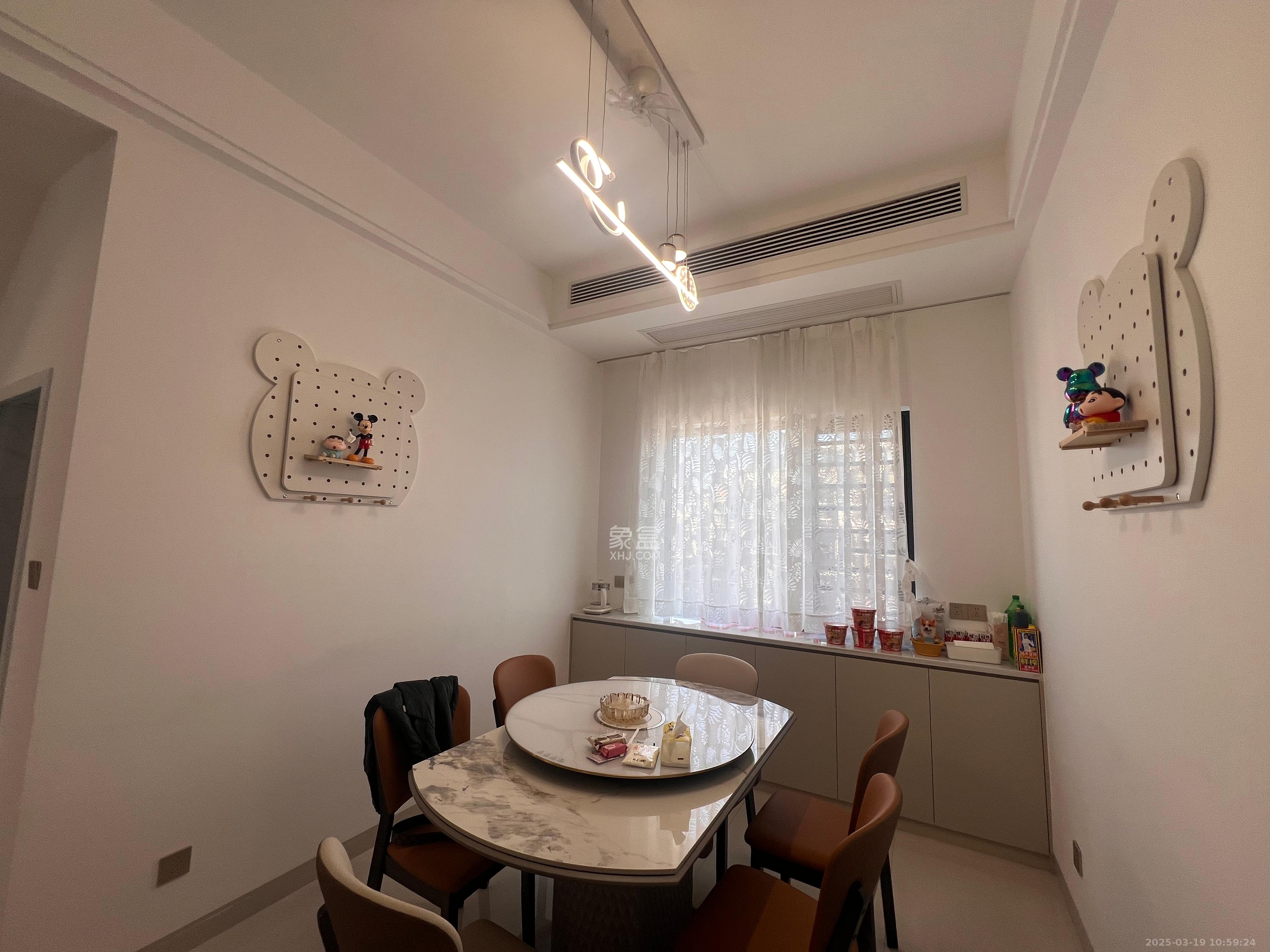 金侨中央广场 5室2厅3卫 150.0万 金侨中央广场 5室2厅3卫 150.0万室内图