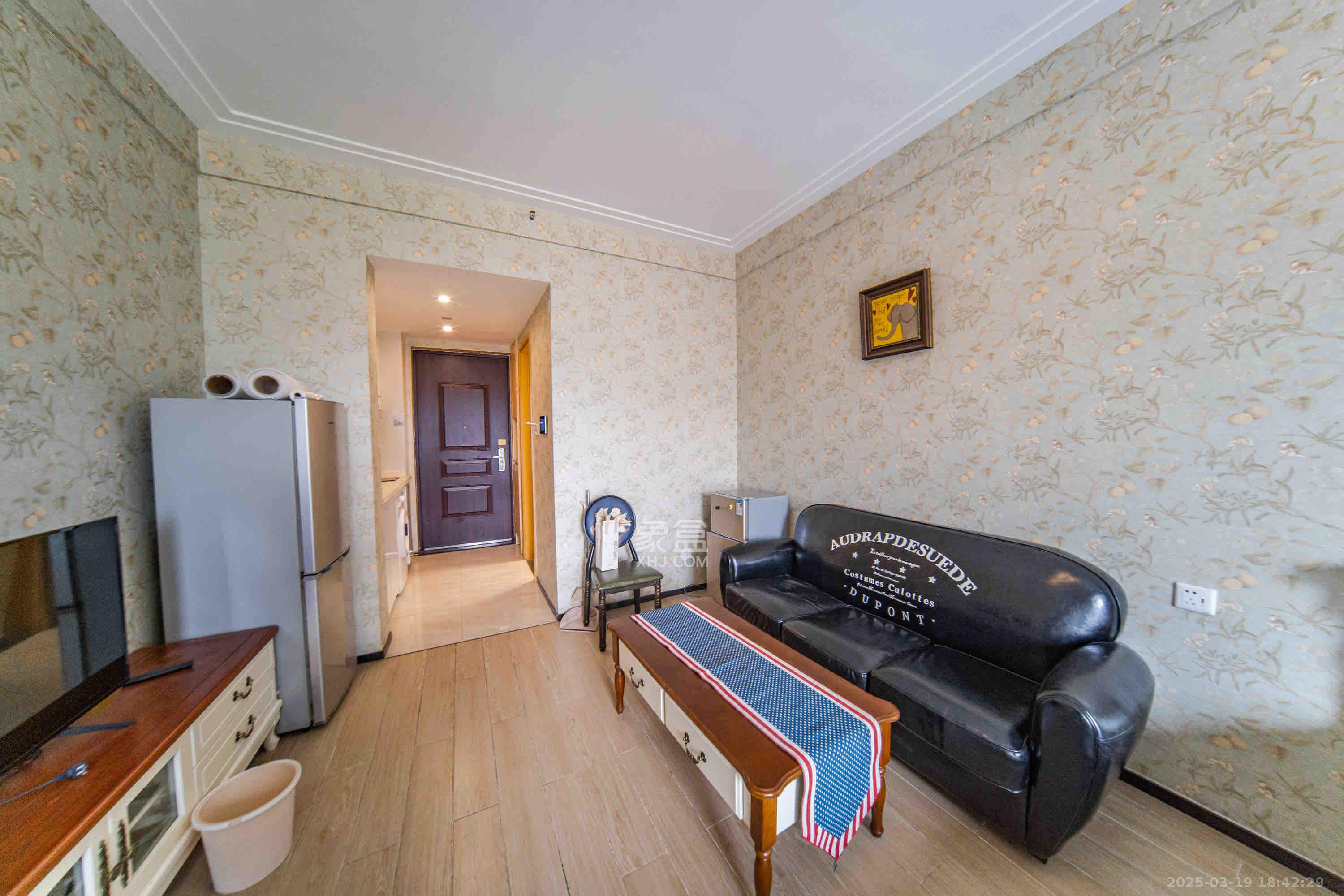 中海国际二期 1室1厅1卫 1300.0元/月 中海国际二期 1室1厅1卫 1300.0元/月室内图