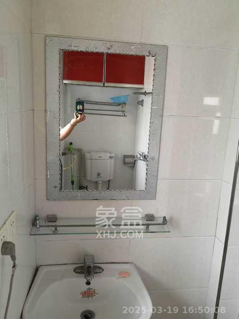 桔园小区1-8片 2室1厅1卫 1200.0元/月 桔园小区1-8片 2室1厅1卫 1200.0元/月室内图