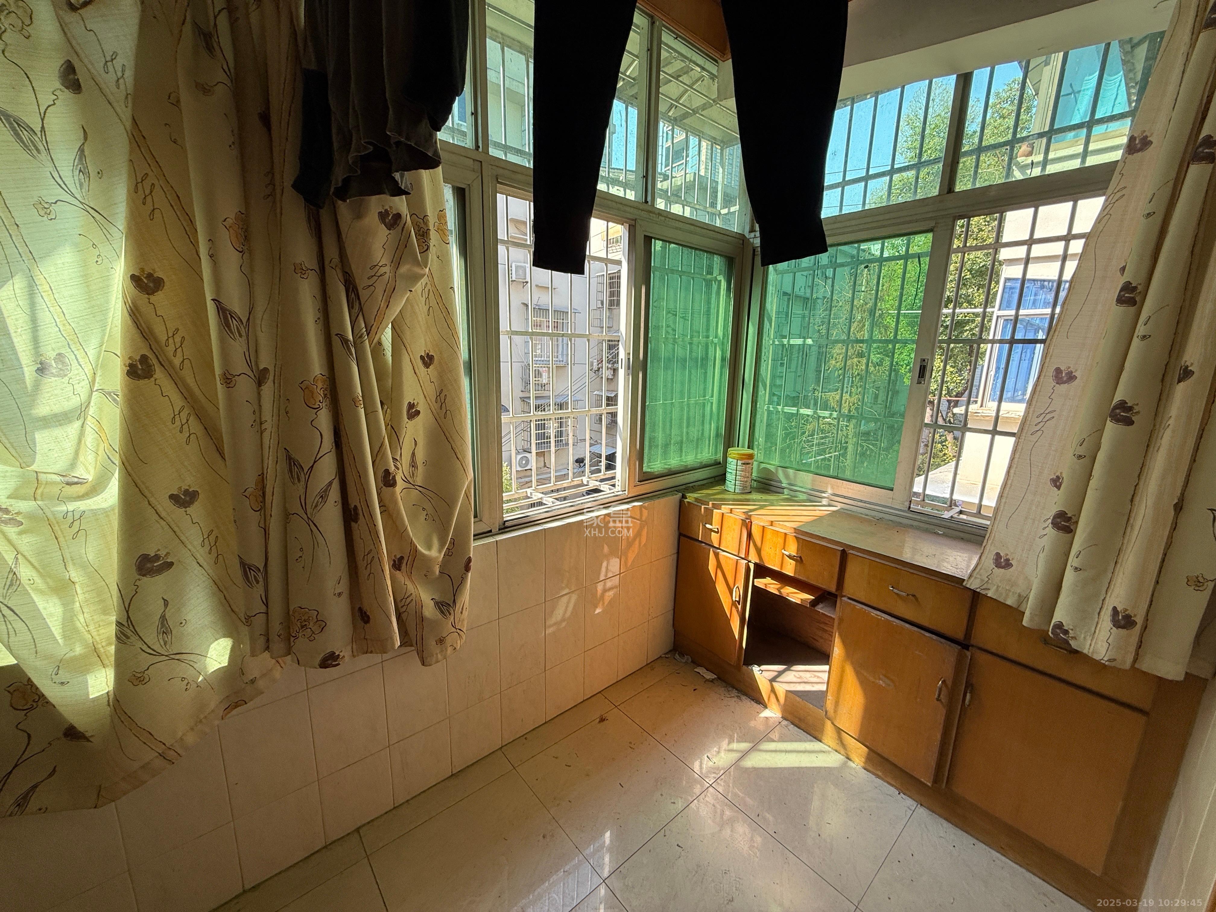 工农新村(工农桥社区) 2室1厅1卫 2000.0元/月 工农新村(工农桥社区) 2室1厅1卫 2000.0元/月室内图