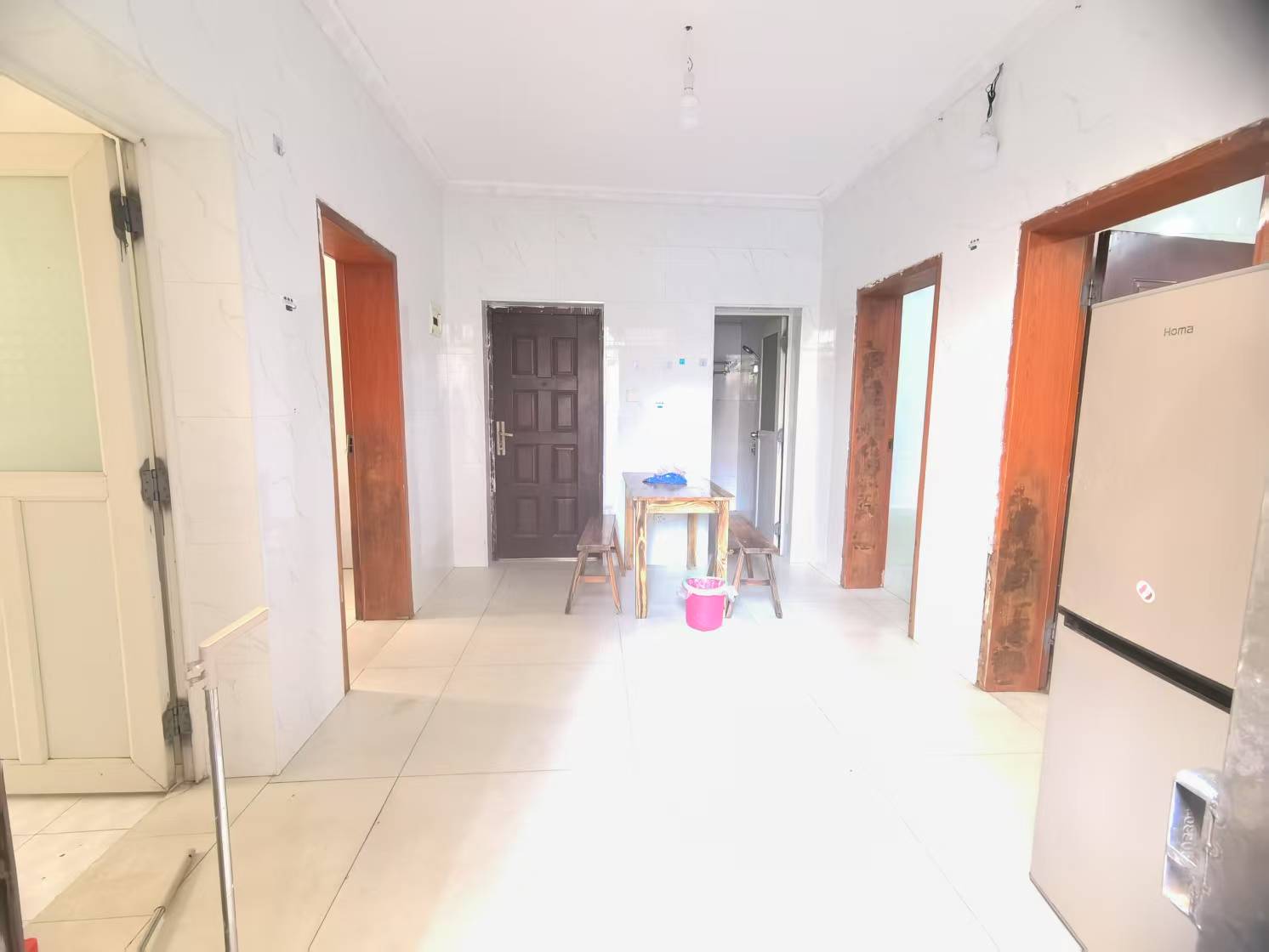 幸福小区 3室2厅2卫 850.0元/月 幸福小区 3室2厅2卫 850.0元/月室内图