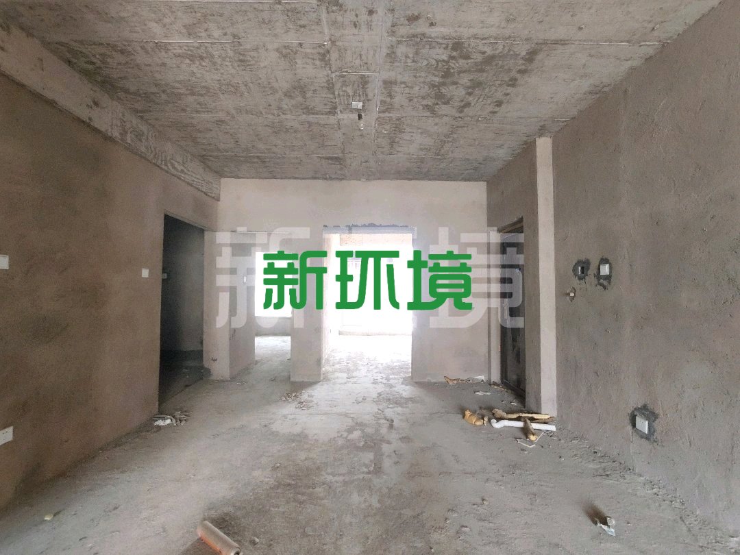 森林之家  3室2厅2卫   32.00万客厅