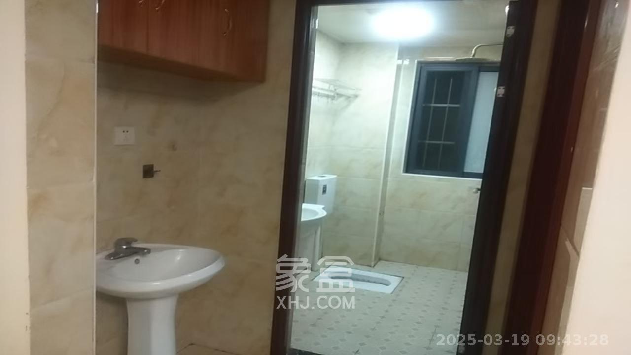 景塘家园  3室2厅1卫   2100.00元/月室内图