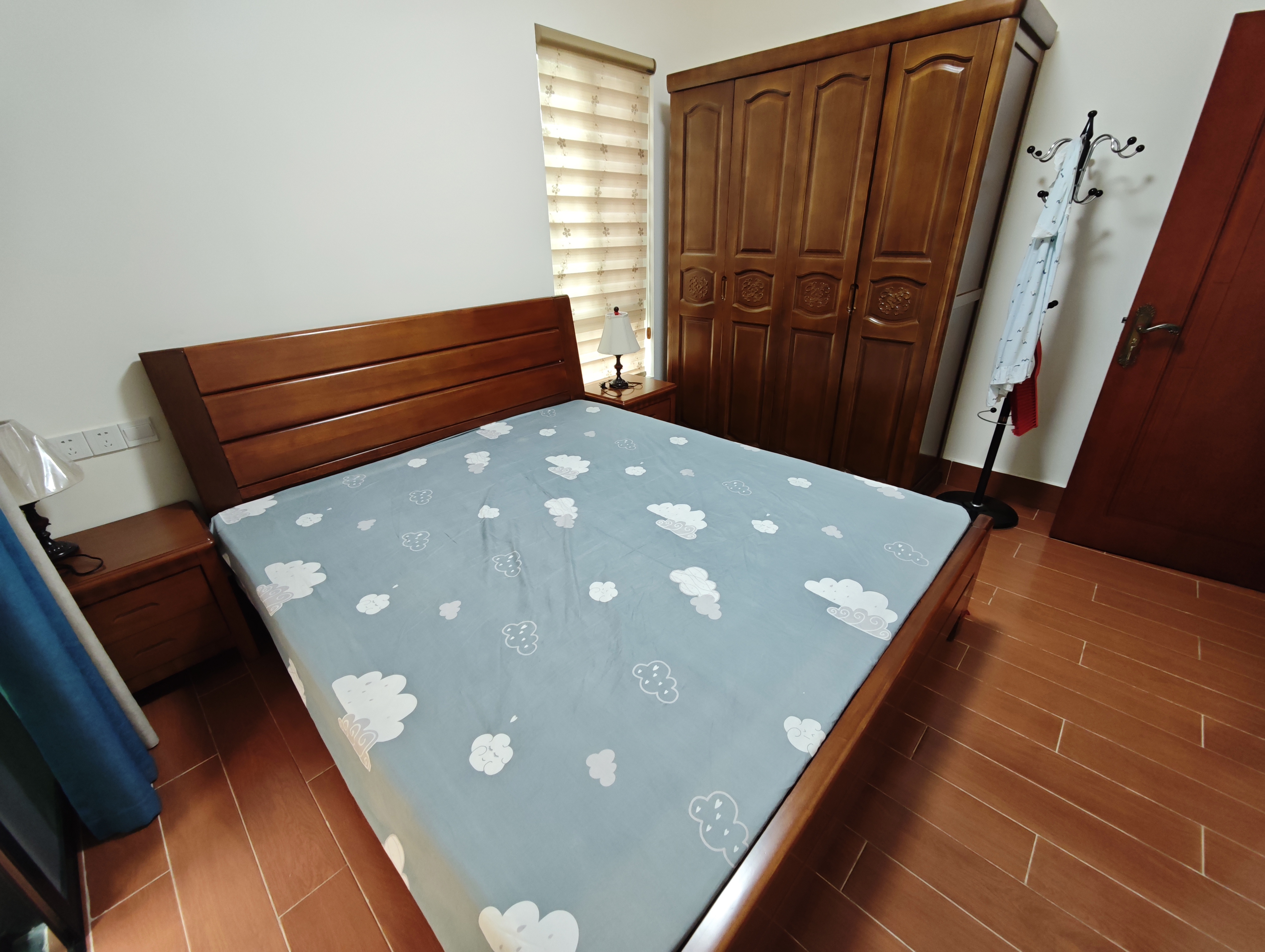 江畔人家 2室2厅1卫 115.0万 江畔人家 2室2厅1卫 115.0万客厅