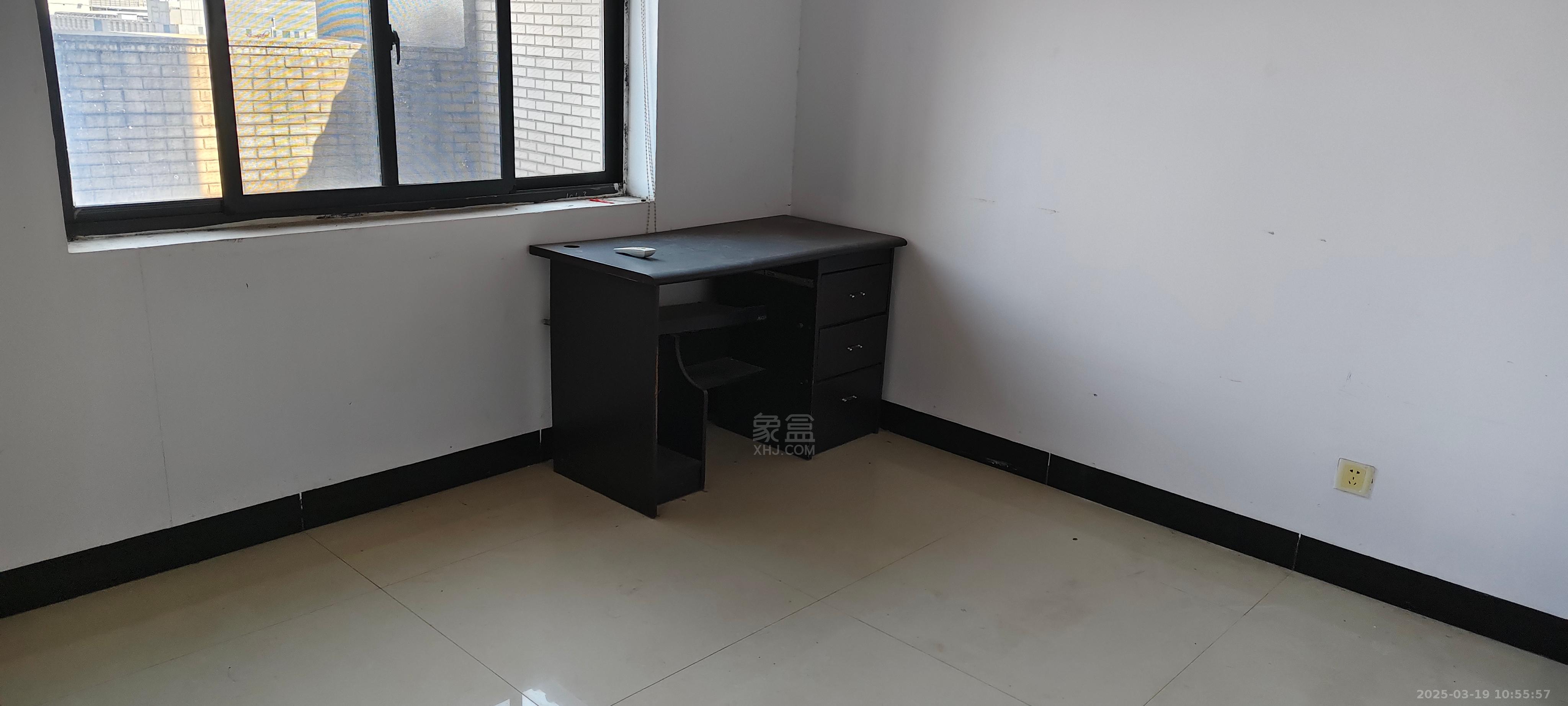 云山诗意 1室2厅1卫 1300.0元/月 云山诗意 1室2厅1卫 1300.0元/月室内图